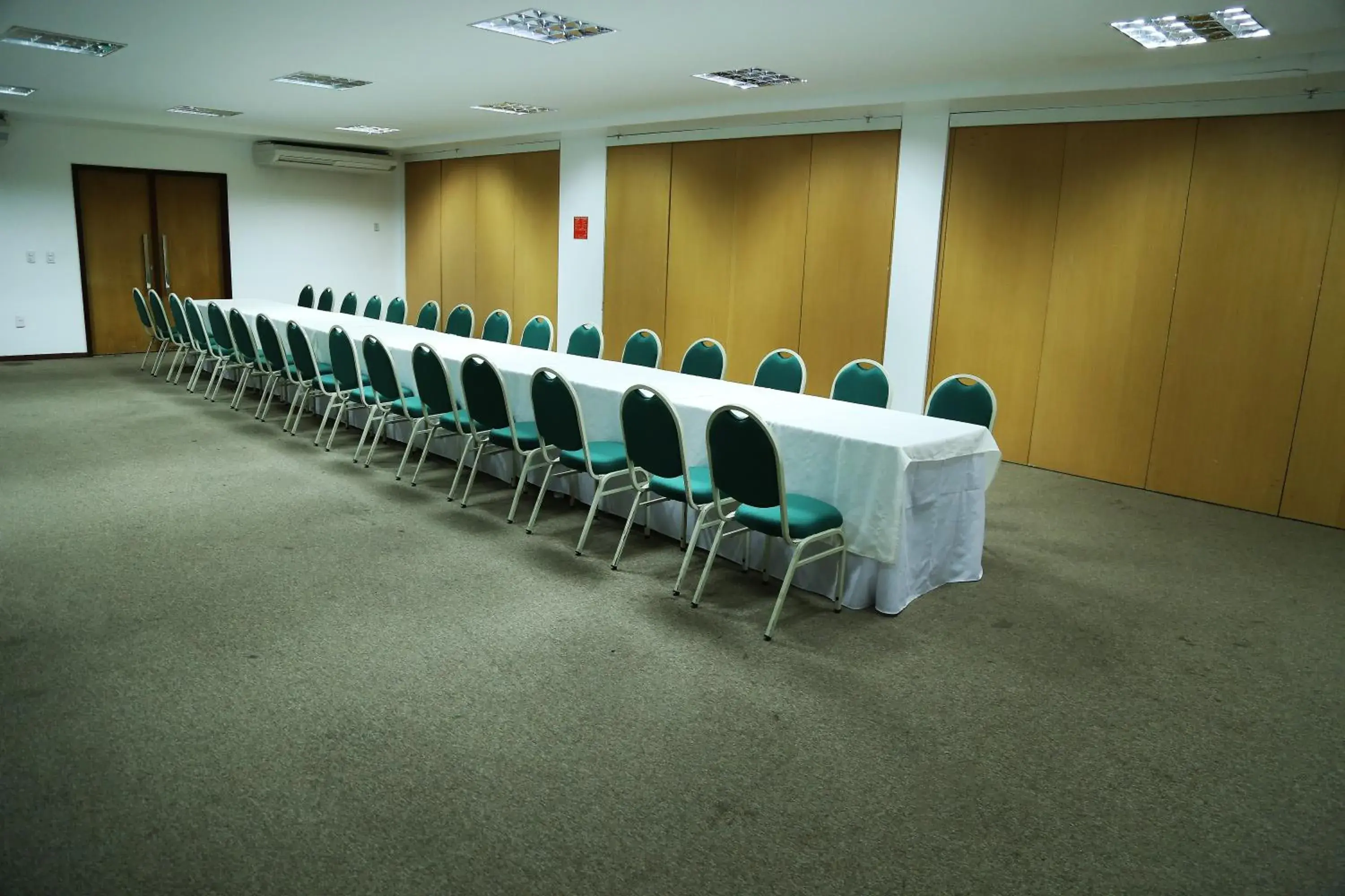 Business facilities in Garbos Trade Hotel