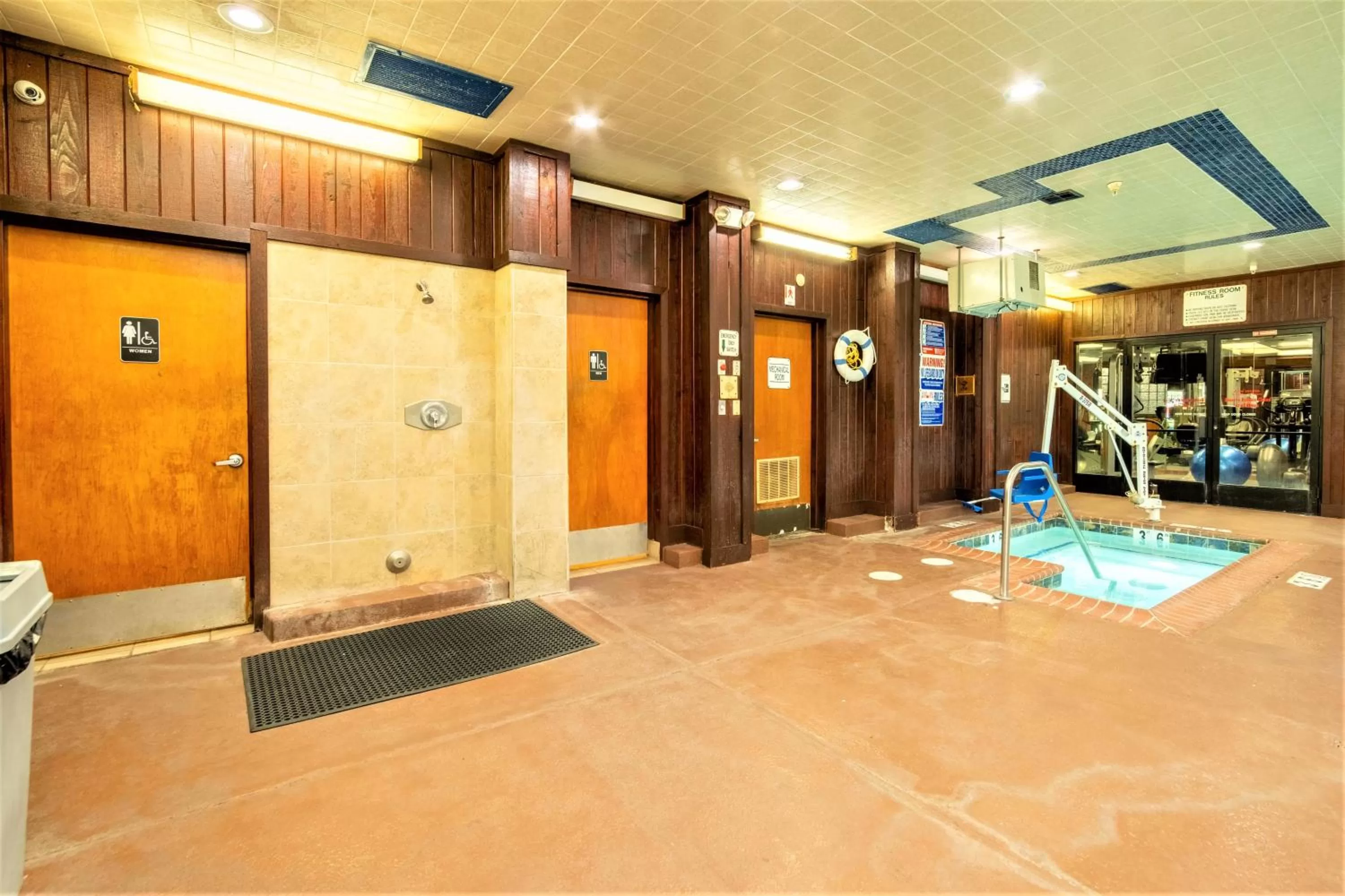 Hot Tub in Lagonita Lodge