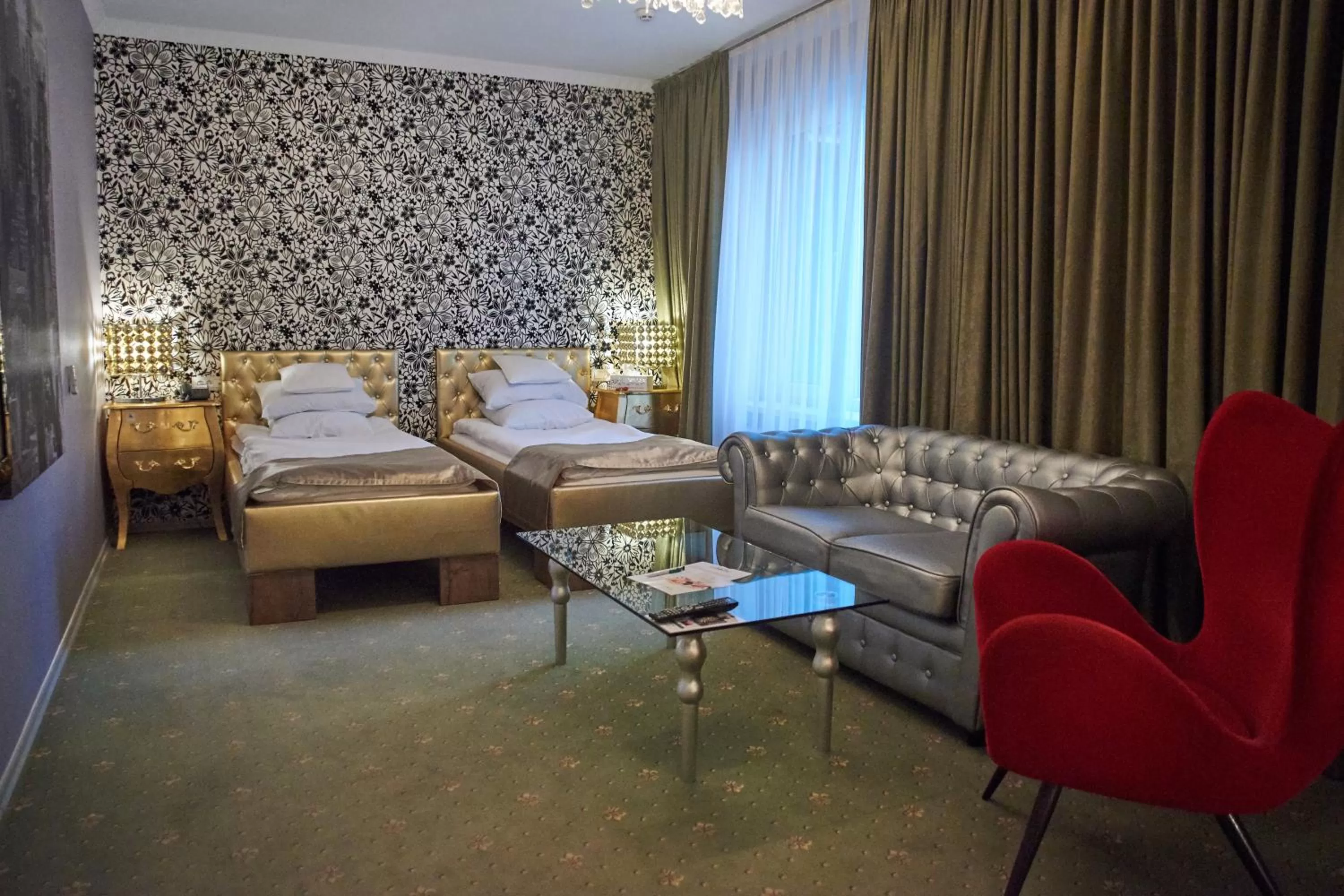 Weekend Boutique Hotel