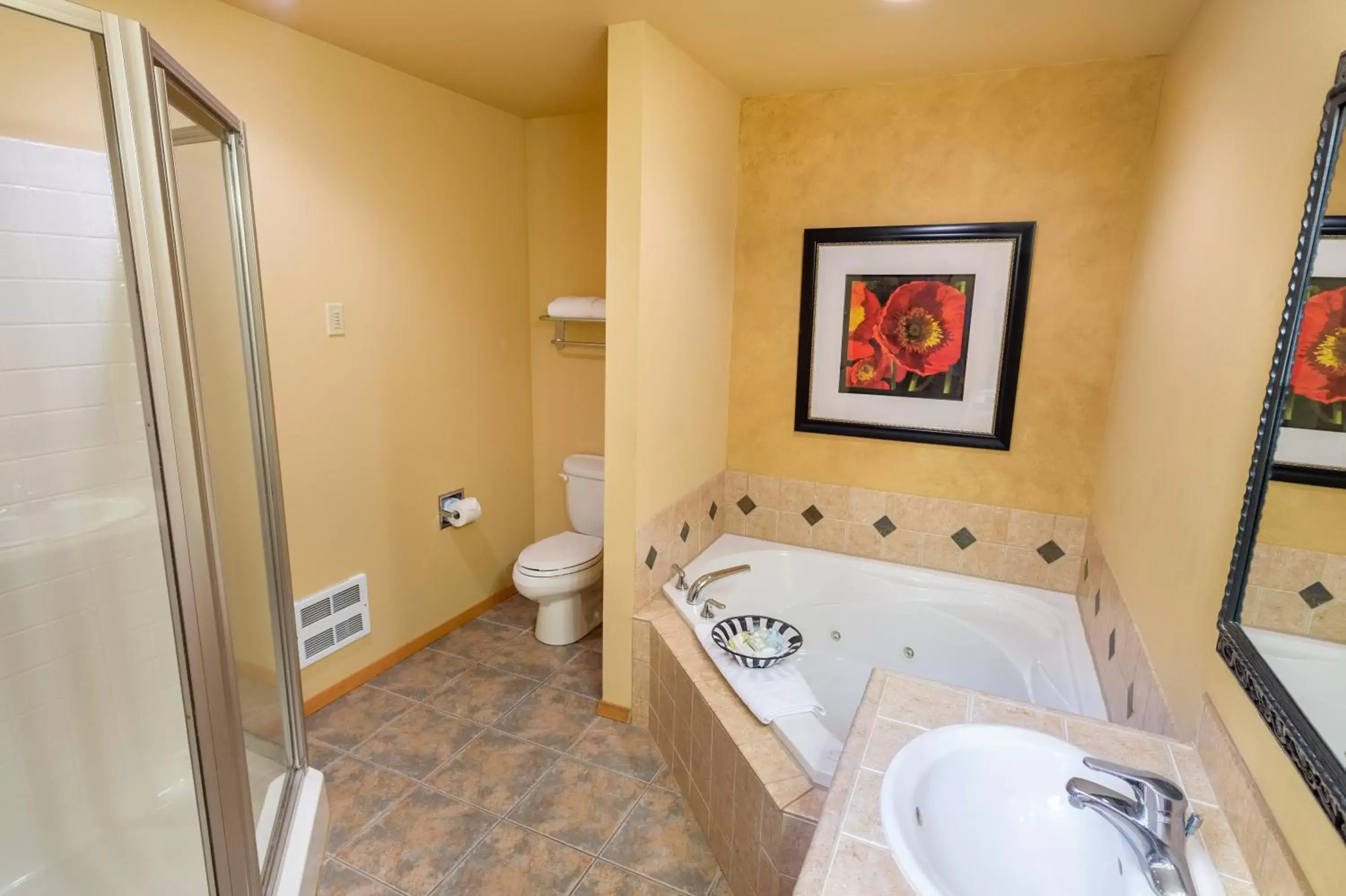 Bathroom in Icicle Village Resort