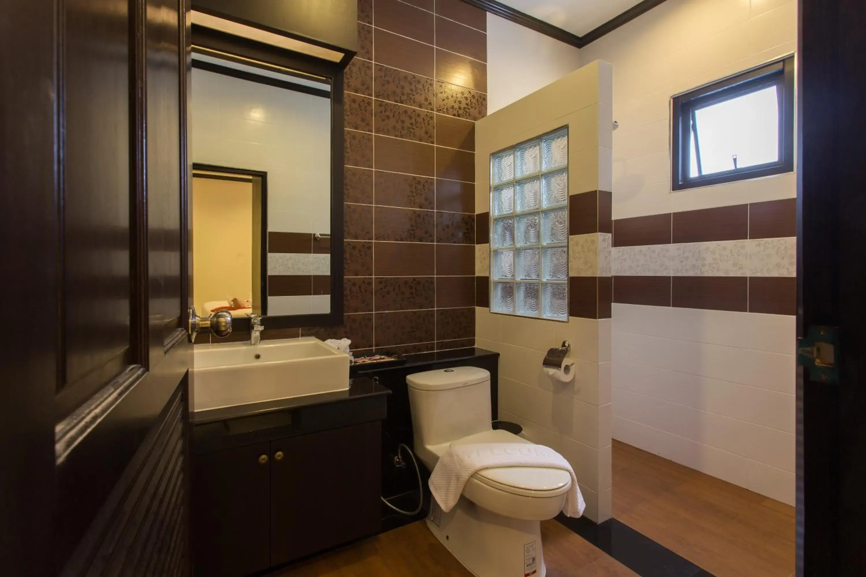 Bathroom in The Best Aonang Villas