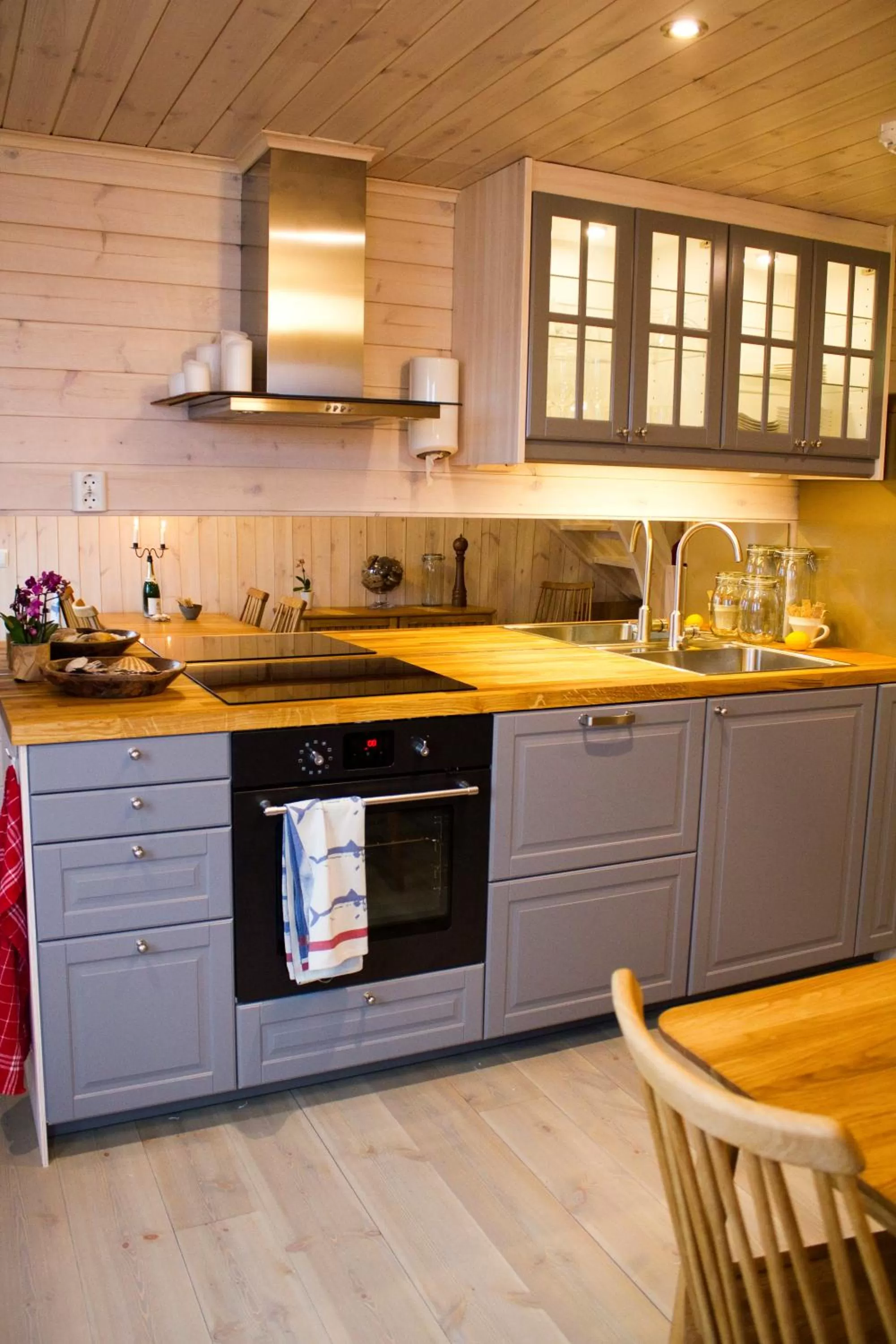 Kitchen or kitchenette in Everts Sjöbods Bed & Breakfast