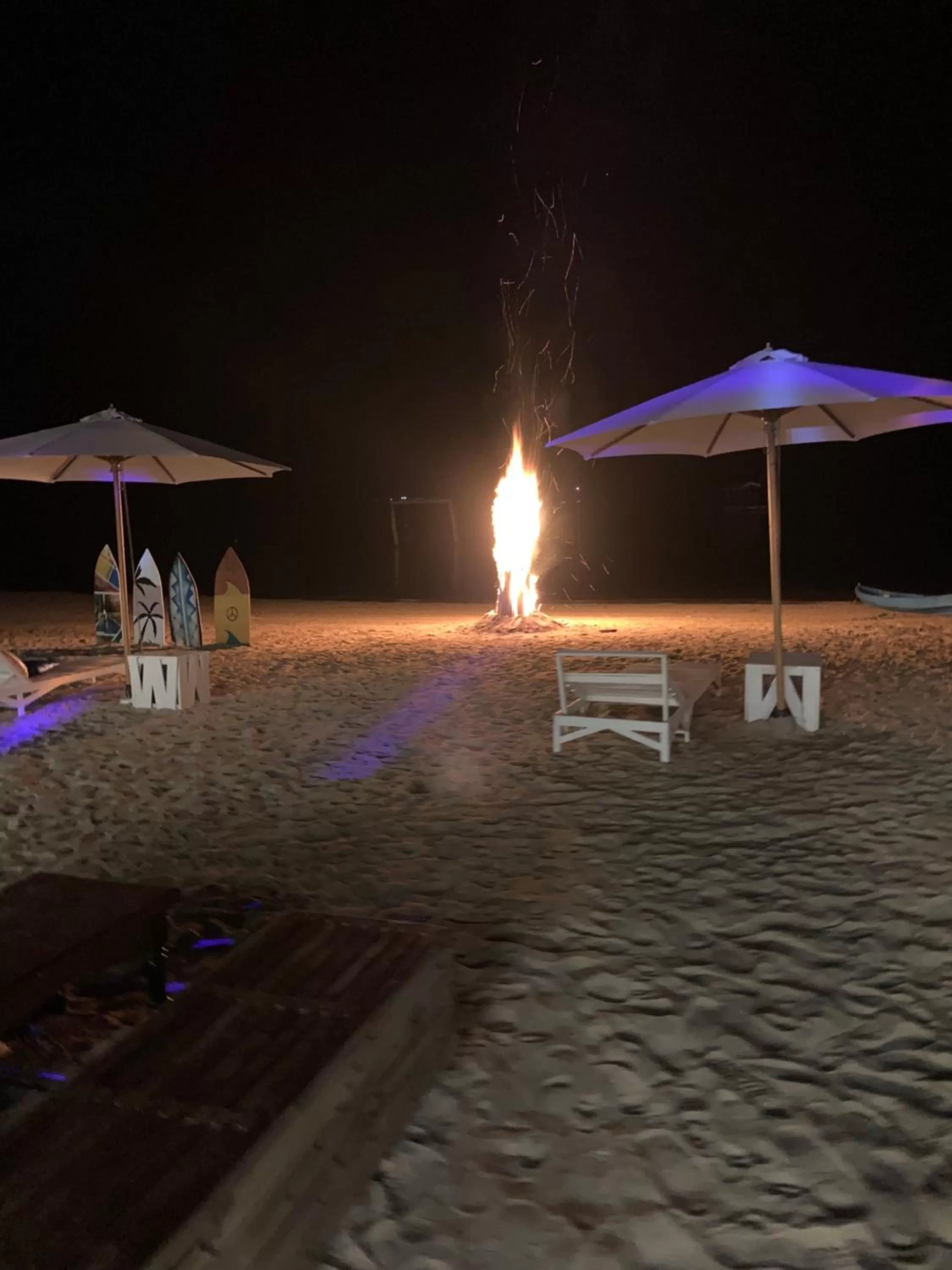 Evening entertainment in Pangulatan Beach Resort