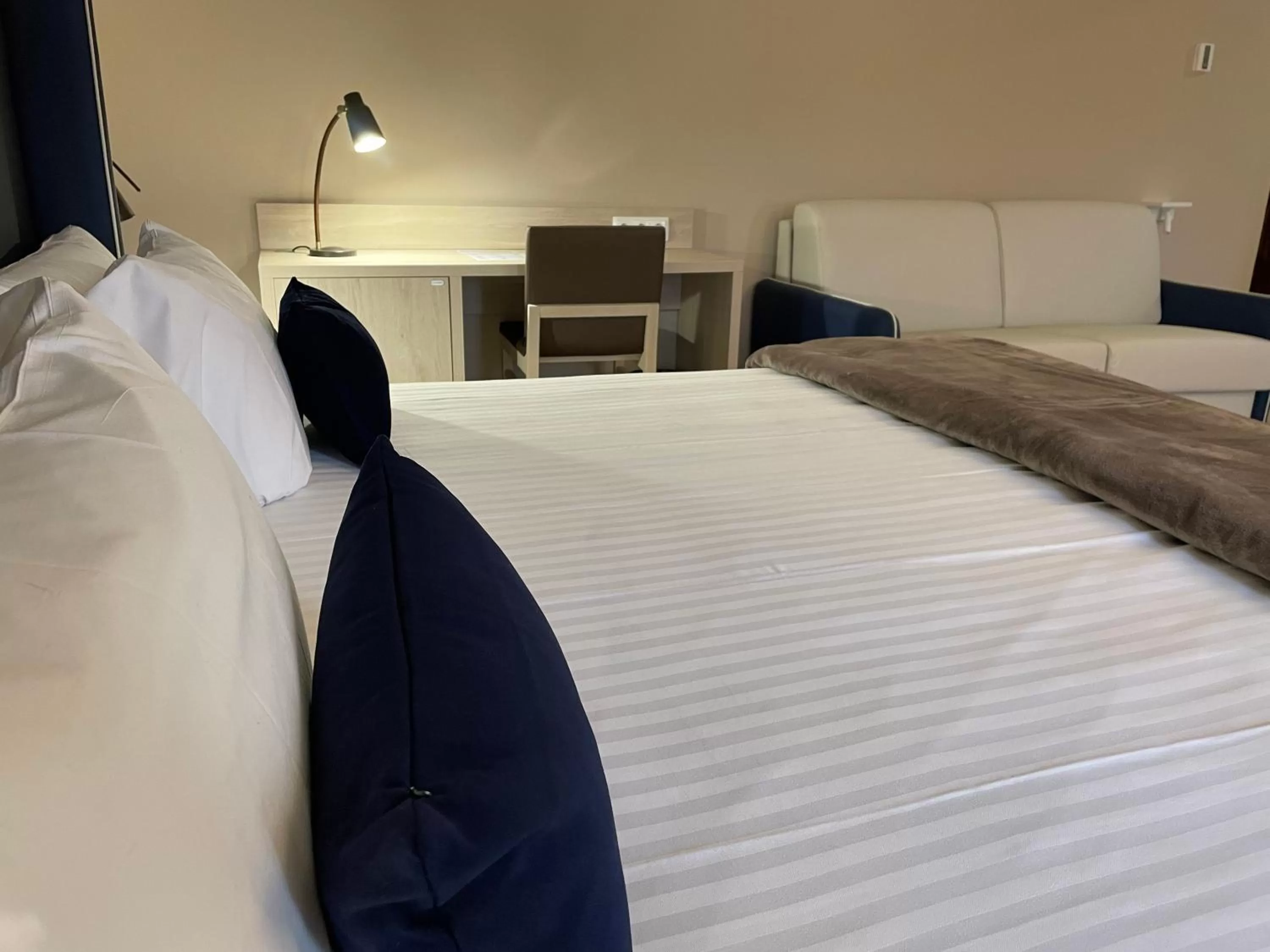 Bed in Hotel Maria Cristina