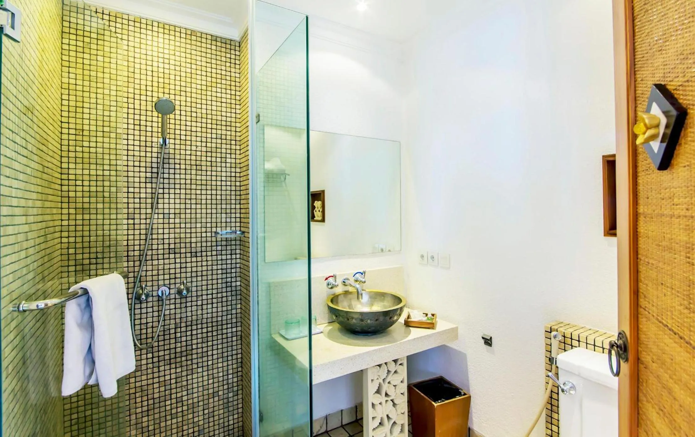 Bathroom in Villa Damar Boutique Hotel