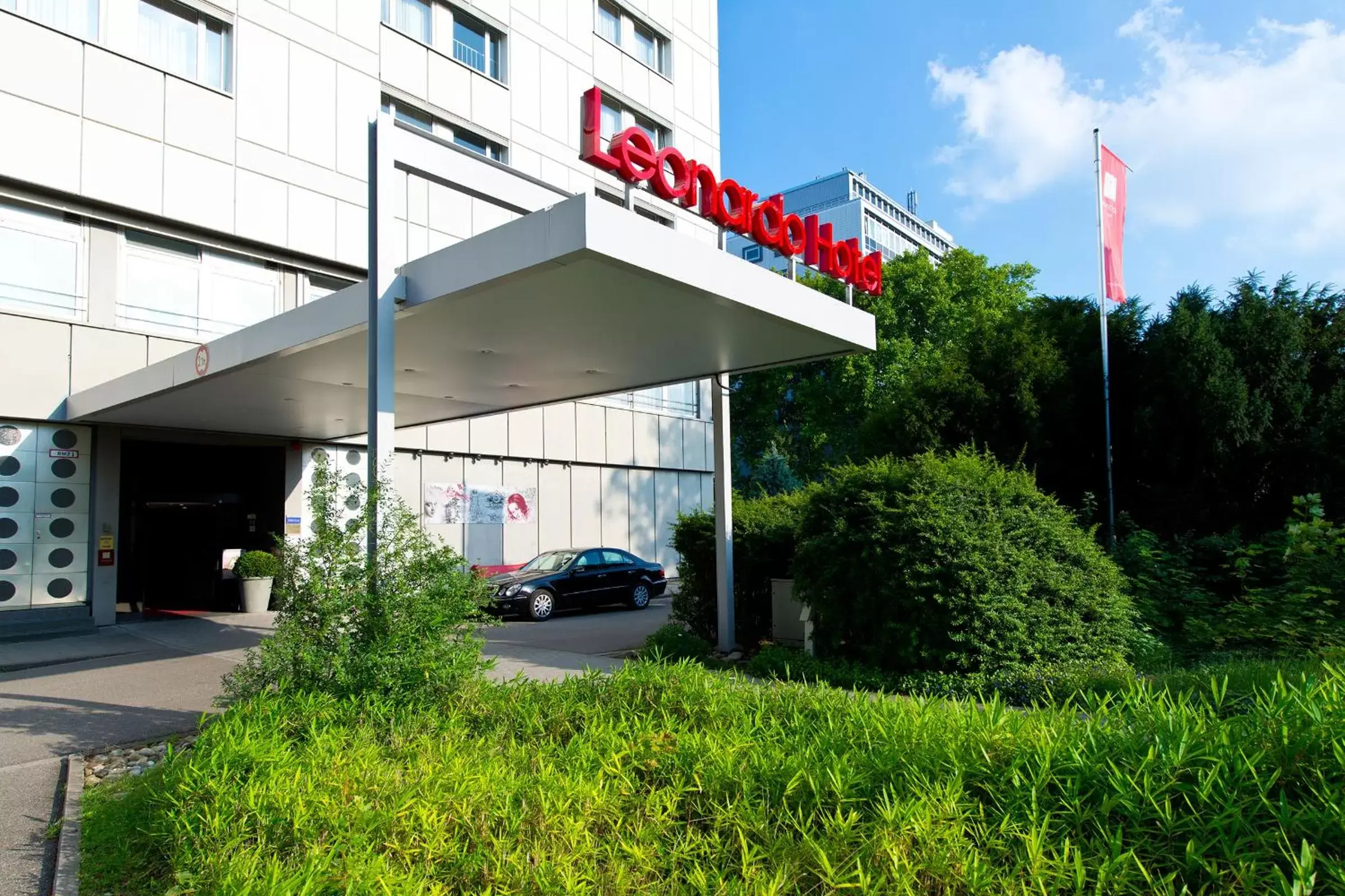 Facade/entrance, Property Building in Leonardo Hotel Karlsruhe