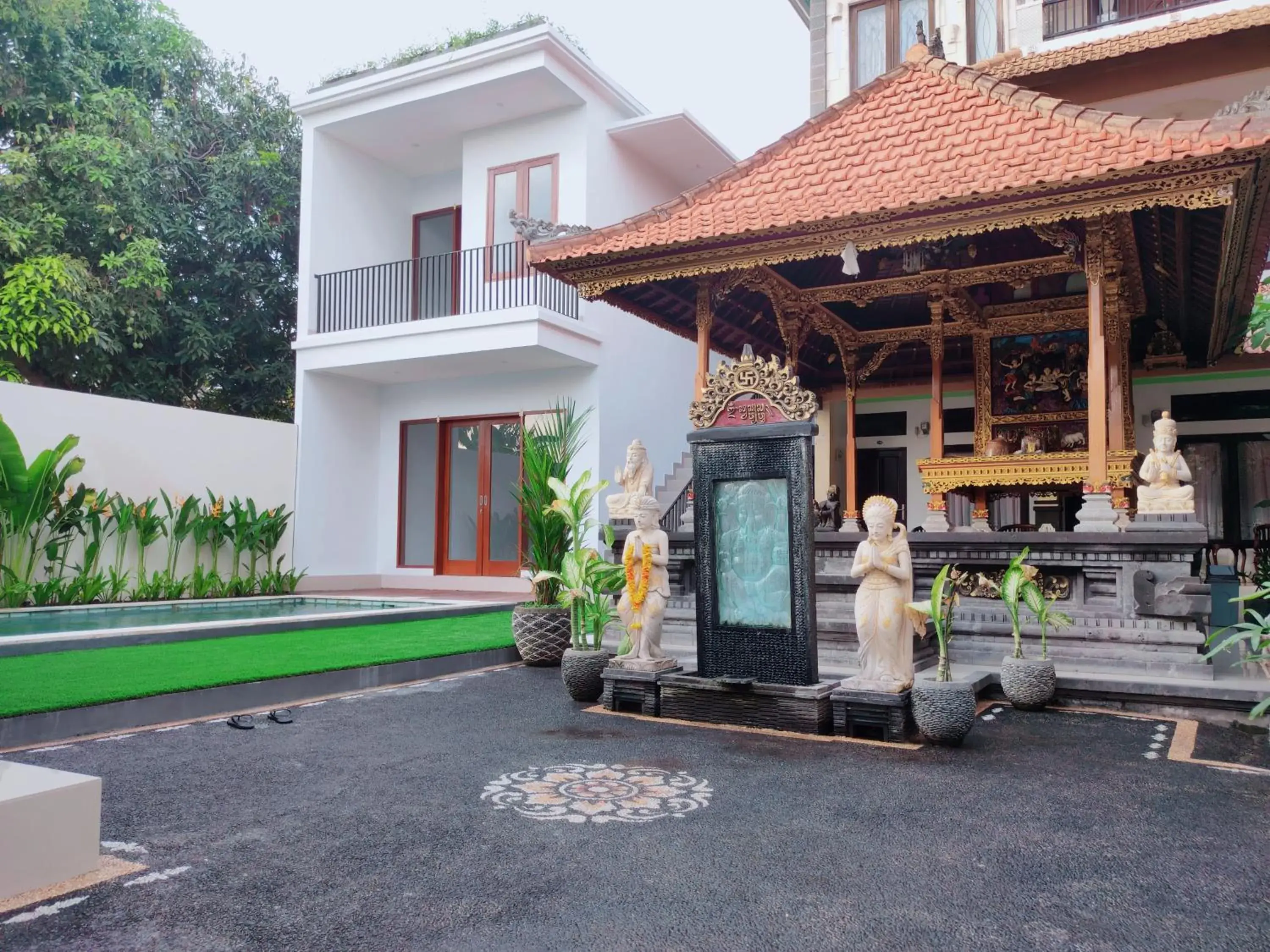 Swimming Pool in Pondok Denayu Homestay