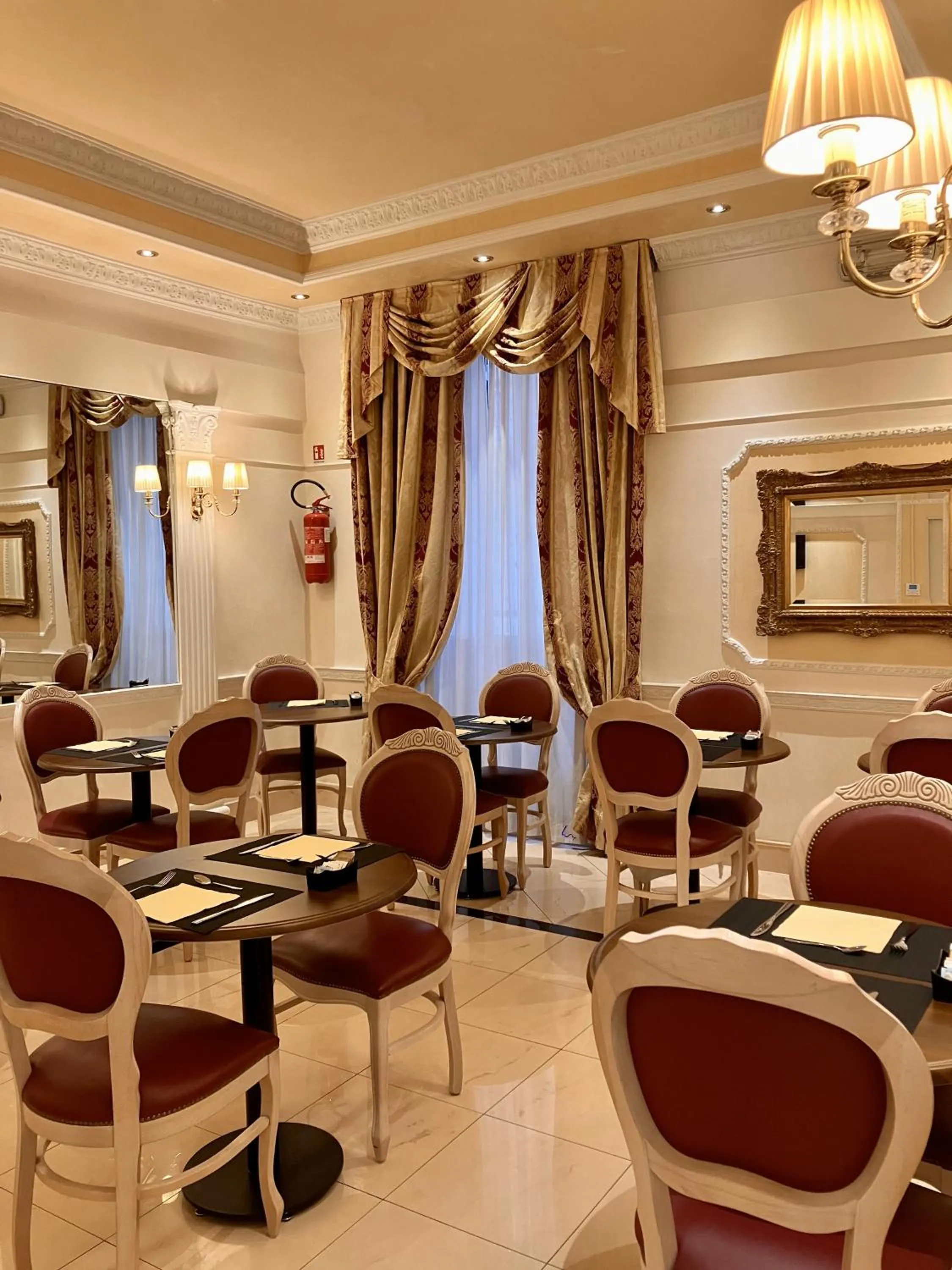 Breakfast in Hotel Erdarelli