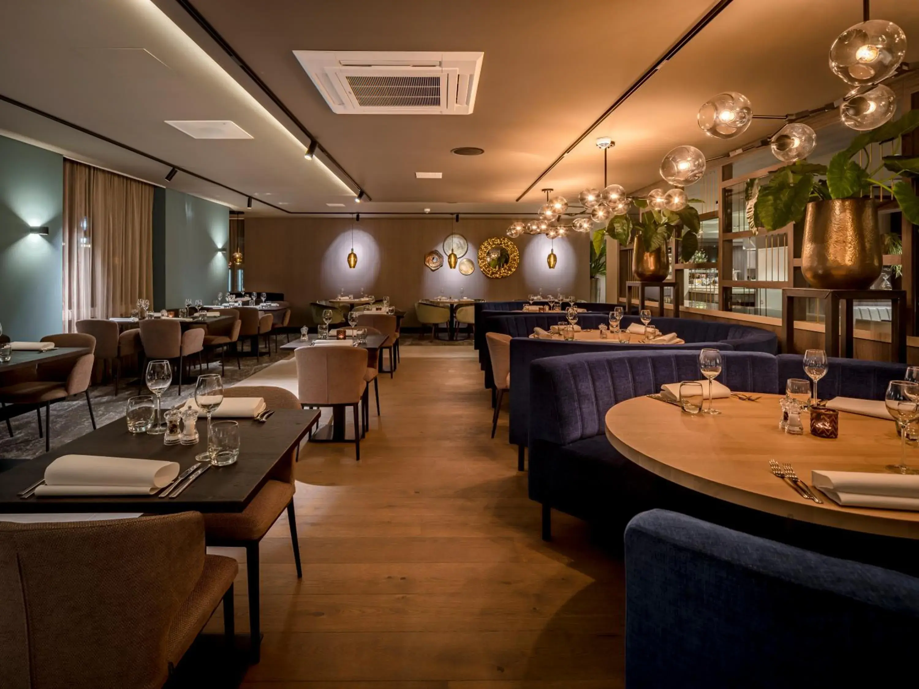 Restaurant/Places to Eat in Grenshotel de Jonckheer