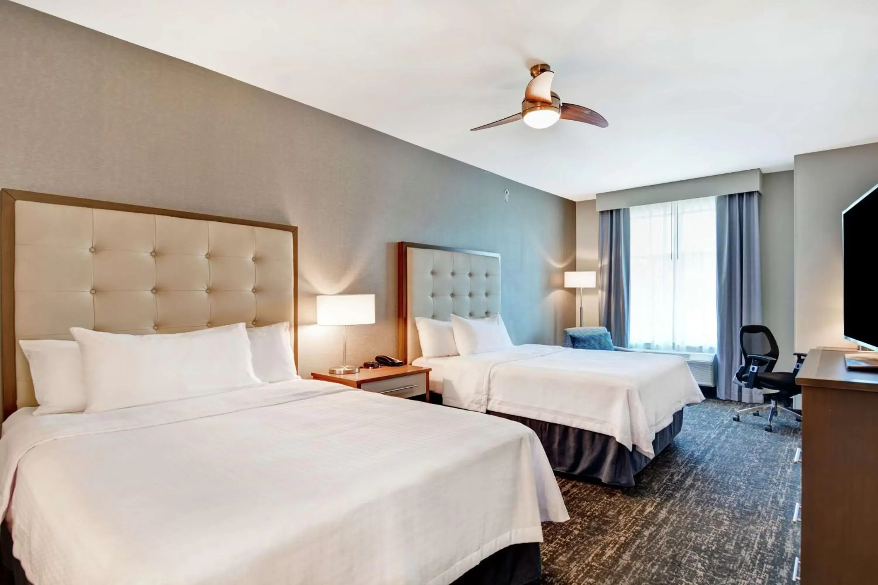 Bedroom, Bed in Homewood Suites By Hilton Poughkeepsie