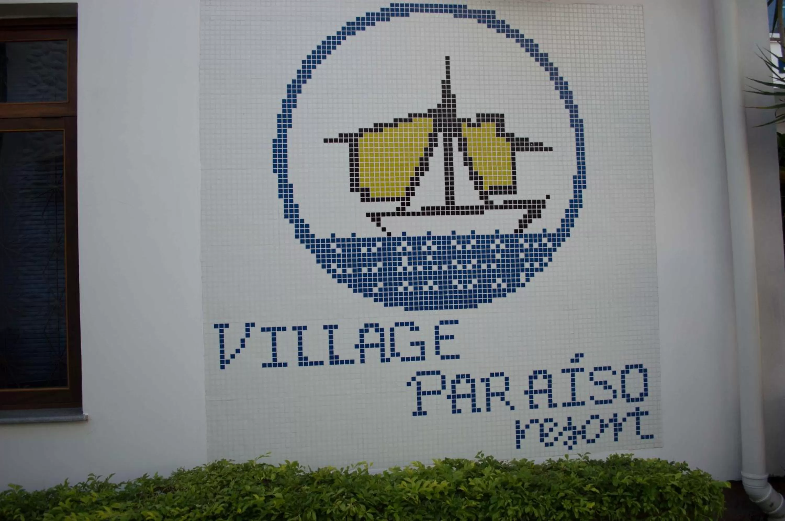 Decorative detail in Village Paraíso