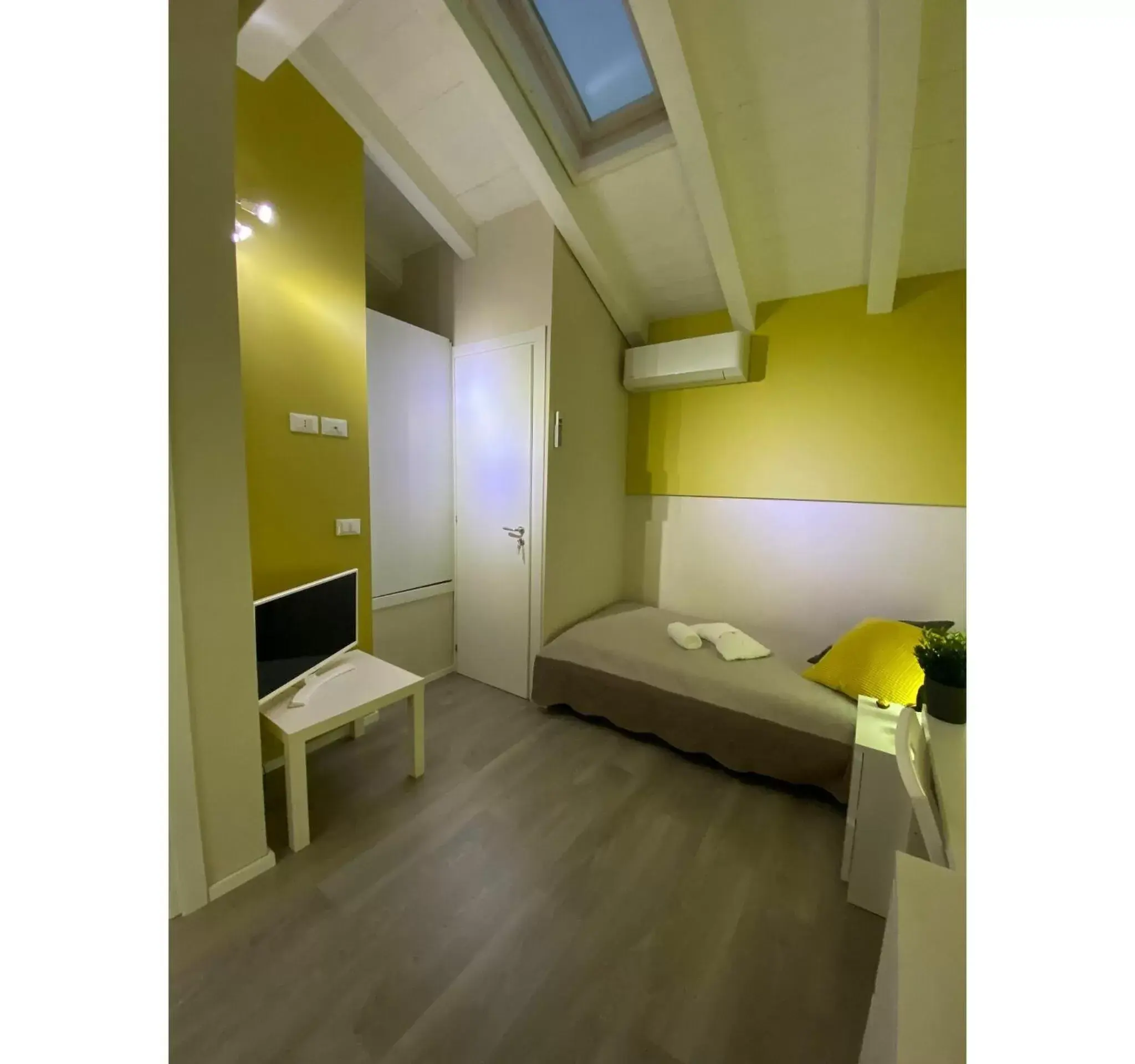 Bedroom, Bed in Bnb Archimede