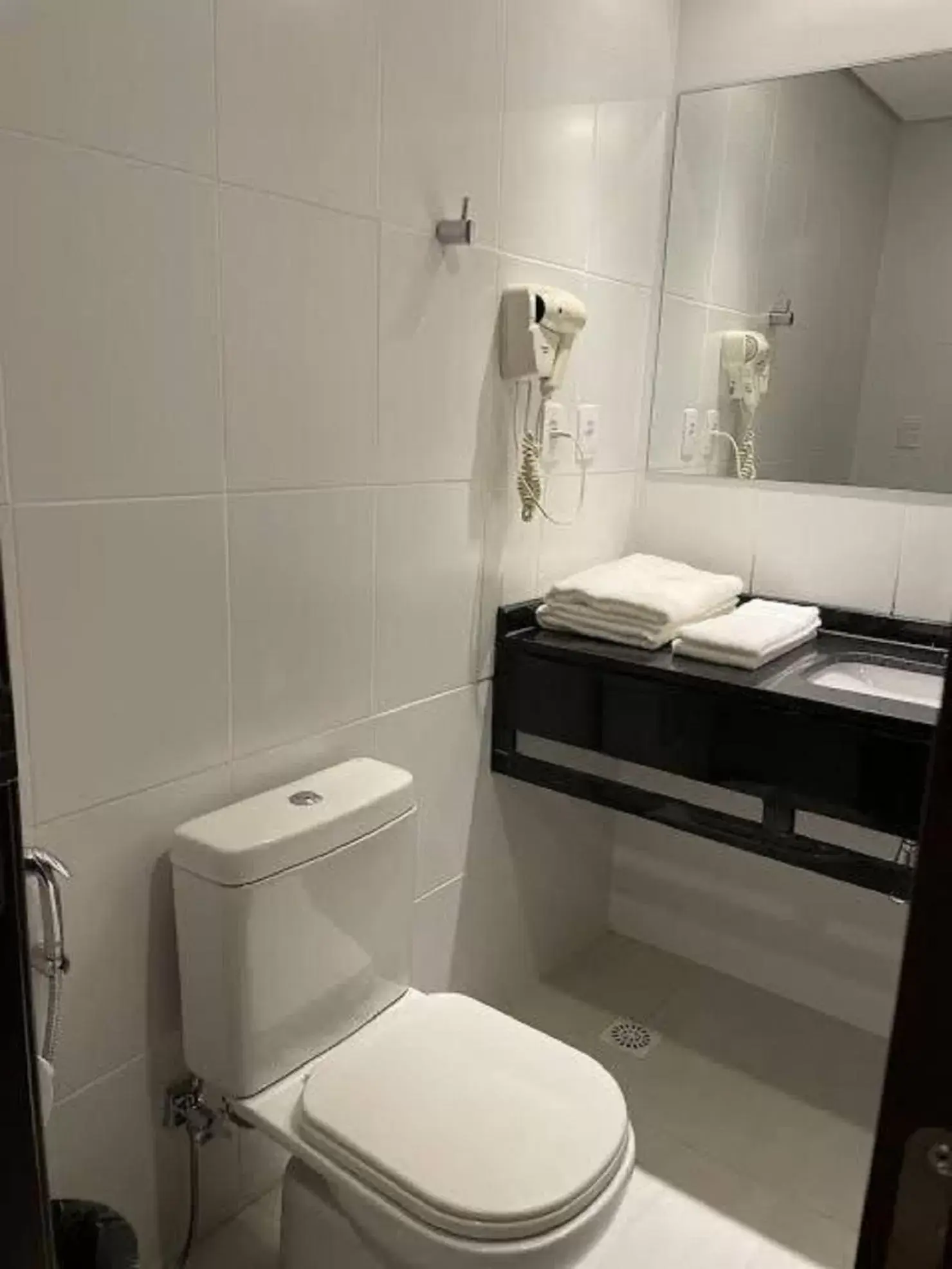 Bathroom in Ramada by Wyndham Manaus Torres Center