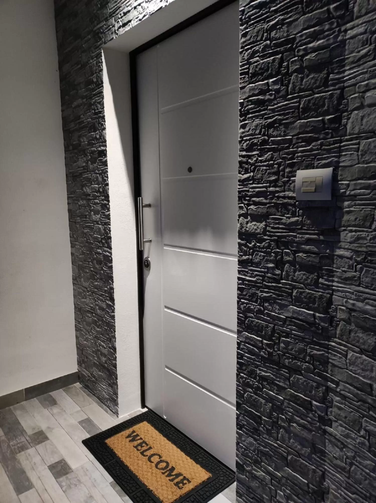 Facade/entrance, Bathroom in UN PASSO DAL MARE bed&breakfast San Salvo Marina