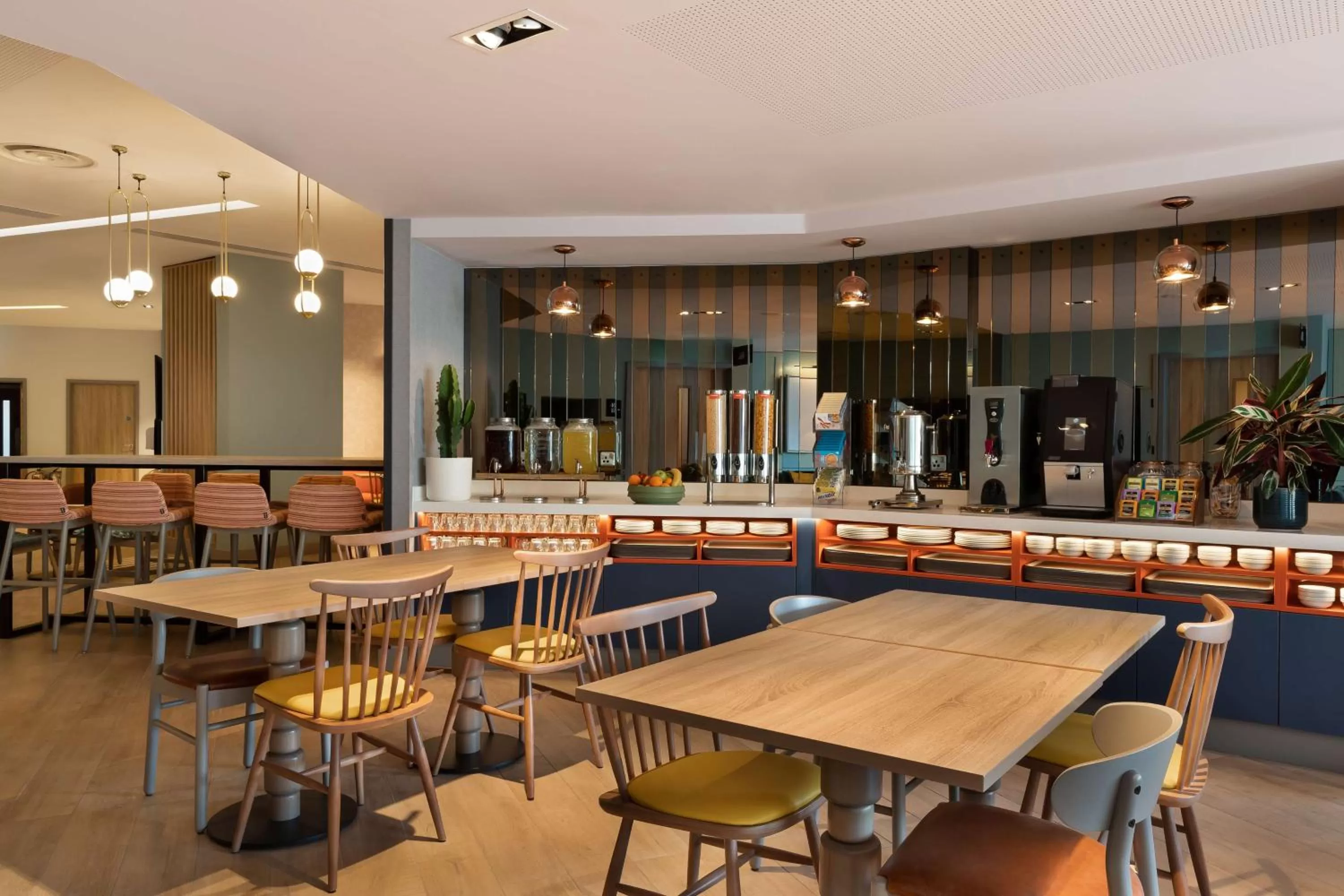 Breakfast in Hampton By Hilton Torquay