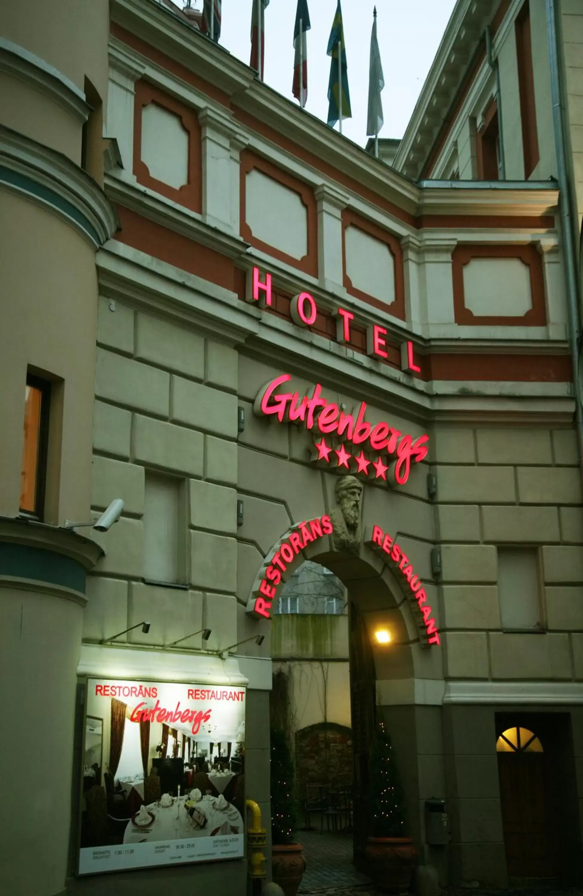 Facade/entrance, Property Building in Hotel Gutenbergs