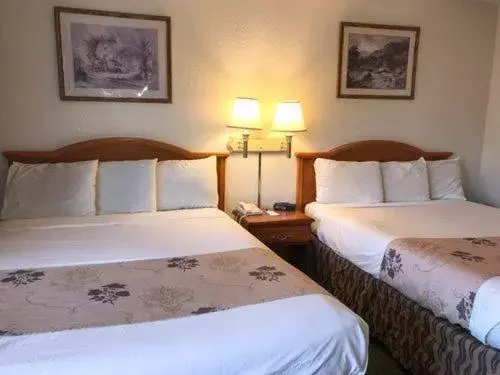 Bed in Americas Best Value Inn - Pendleton Bed in Americas Best Value Inn - Pendleton