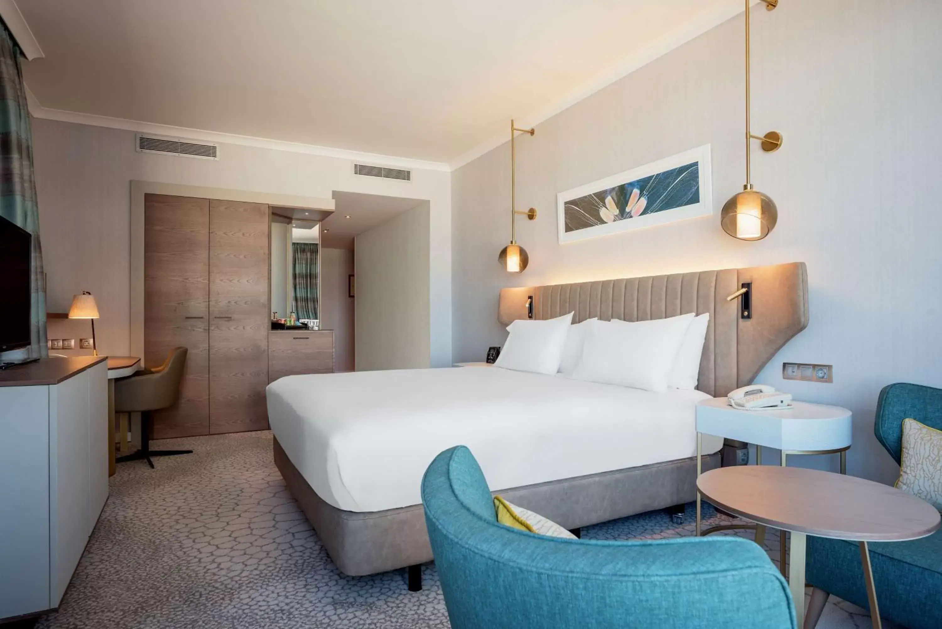 Bedroom, Bed in Hilton Diagonal Mar Barcelona