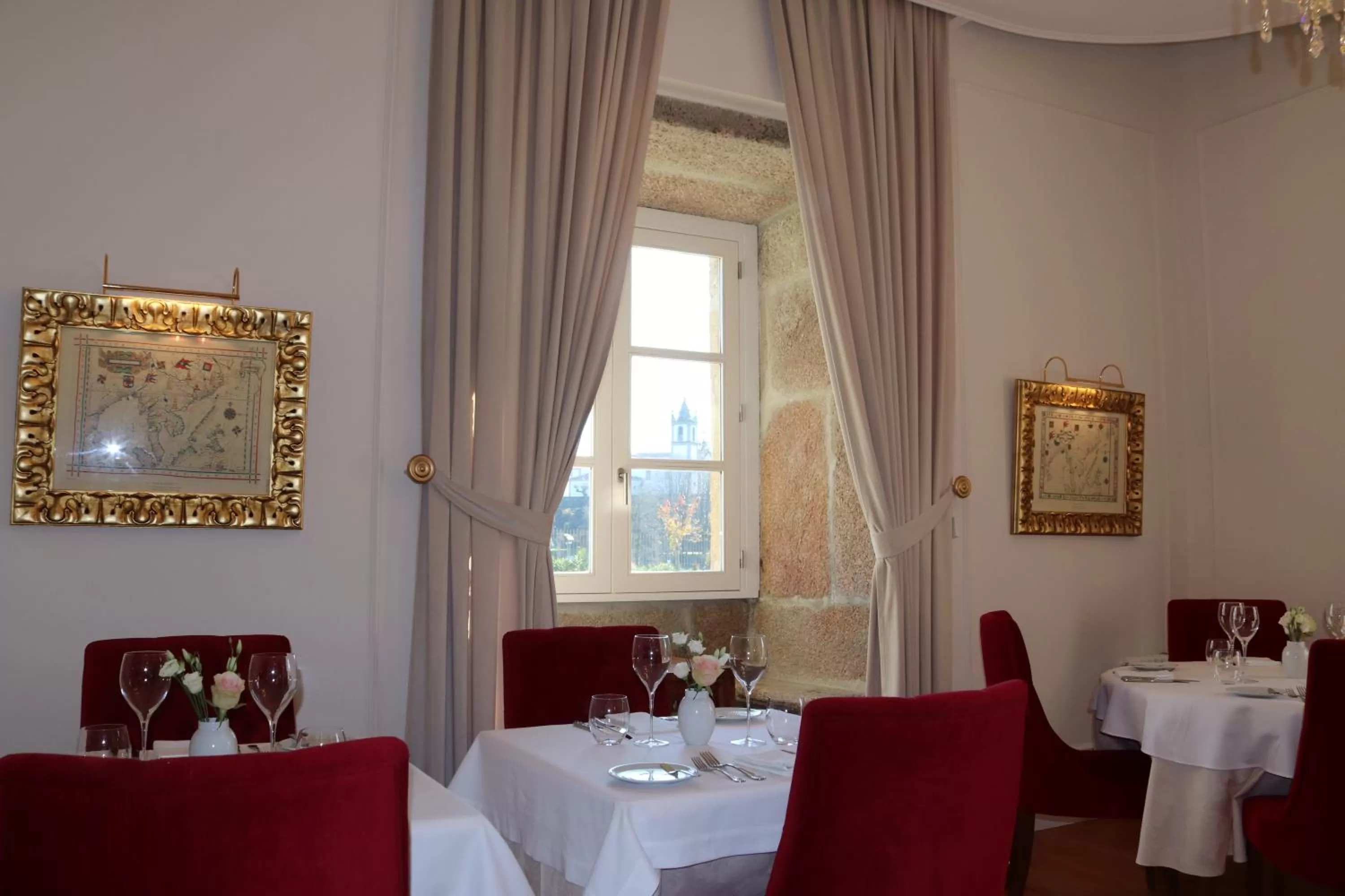 Restaurant/places to eat in Solar do Requeijo by Luna Hotels & Resorts