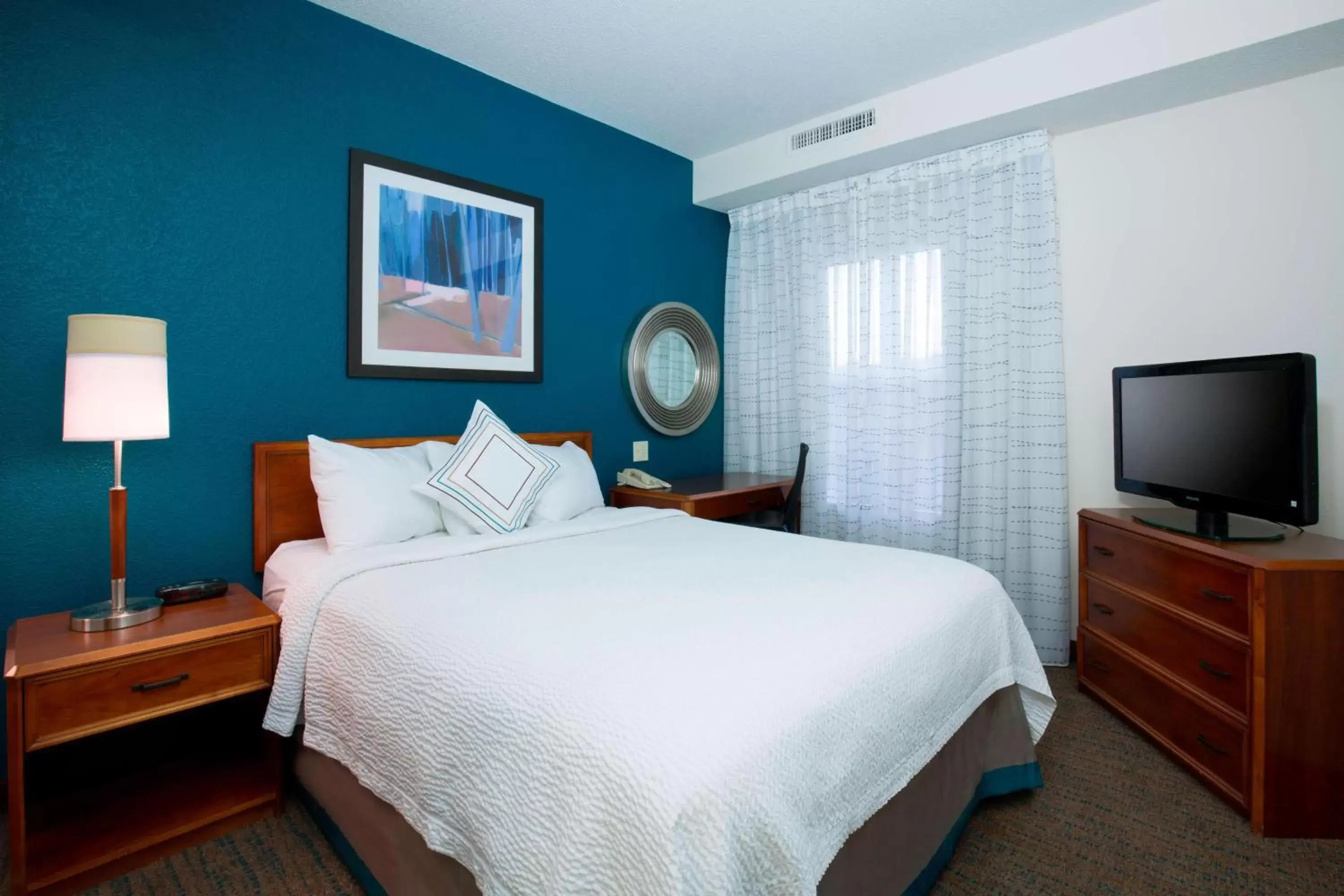 Bedroom, Bed in Residence Inn Kansas City Olathe
