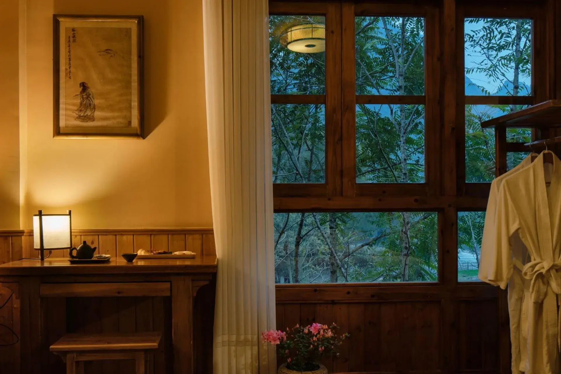 Living room in Yangshuo Moondance Hotel