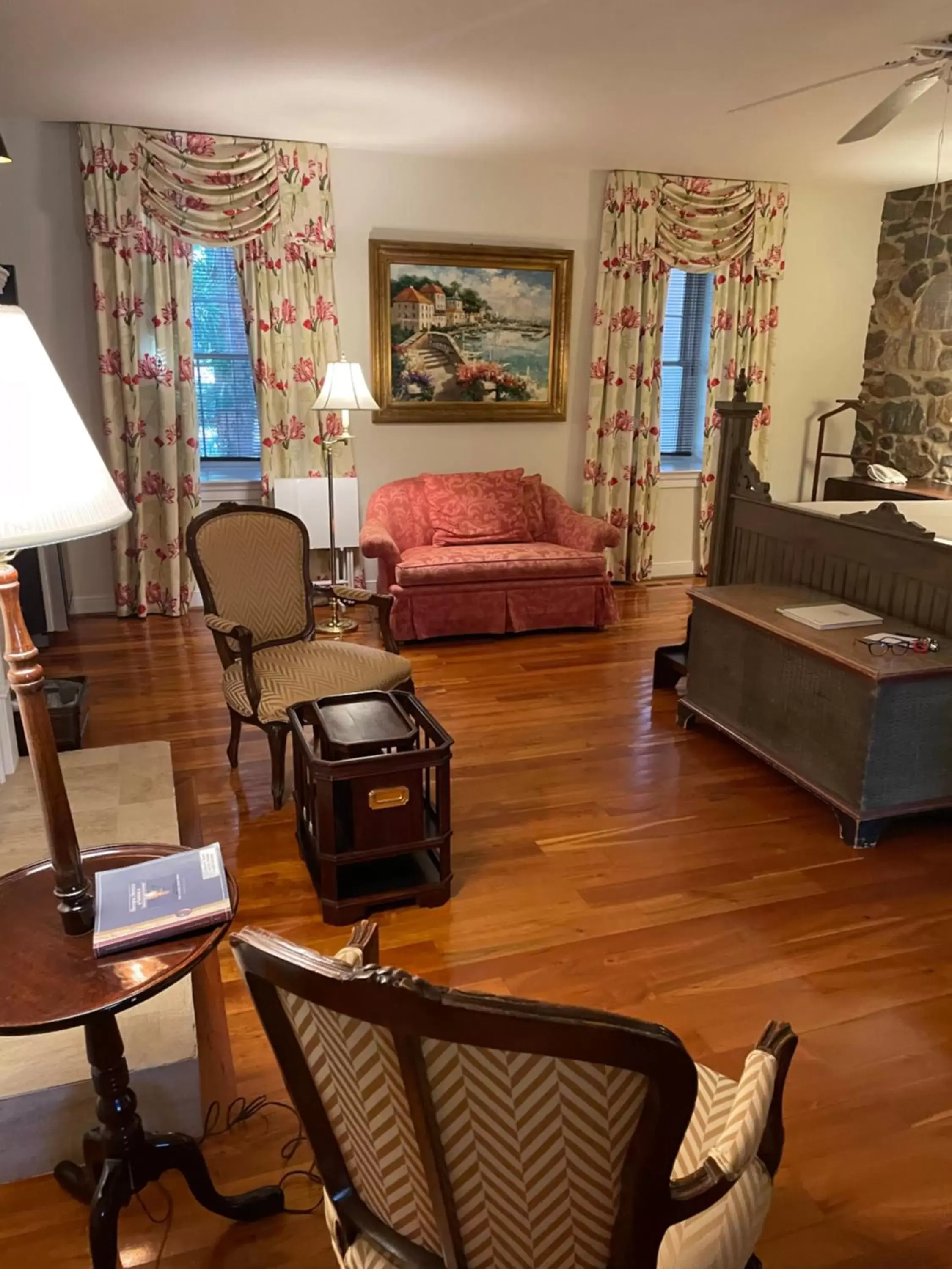 Seating Area in The Inn at Montchanin Village & Spa