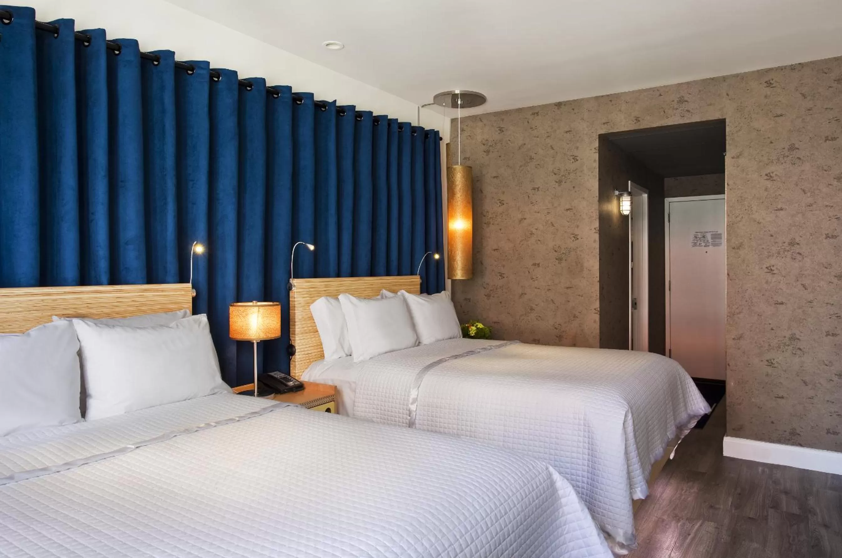 Bedroom, Bed in Arthouse Hotel