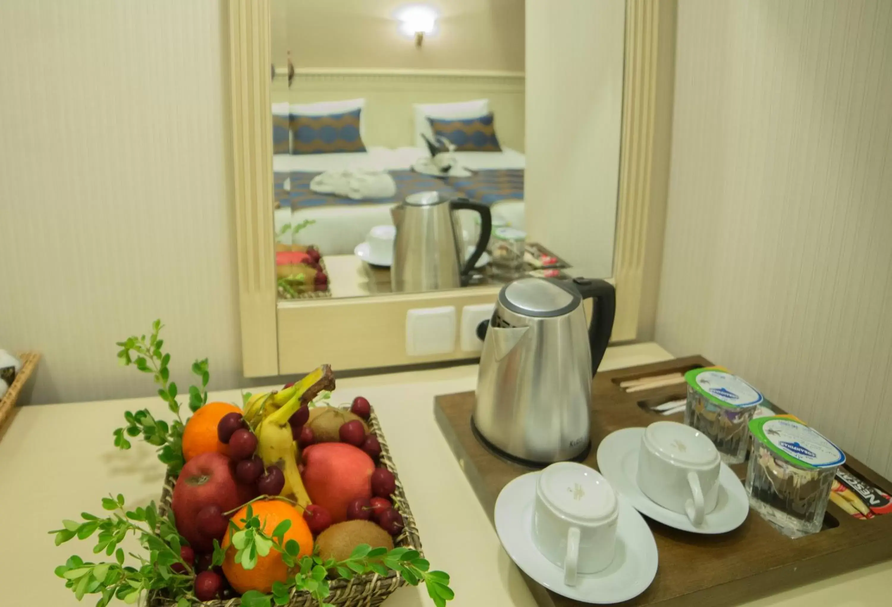 Coffee/tea facilities in Sarnic Hotel & Sarnic Premier Hotel(Ottoman Mansion)