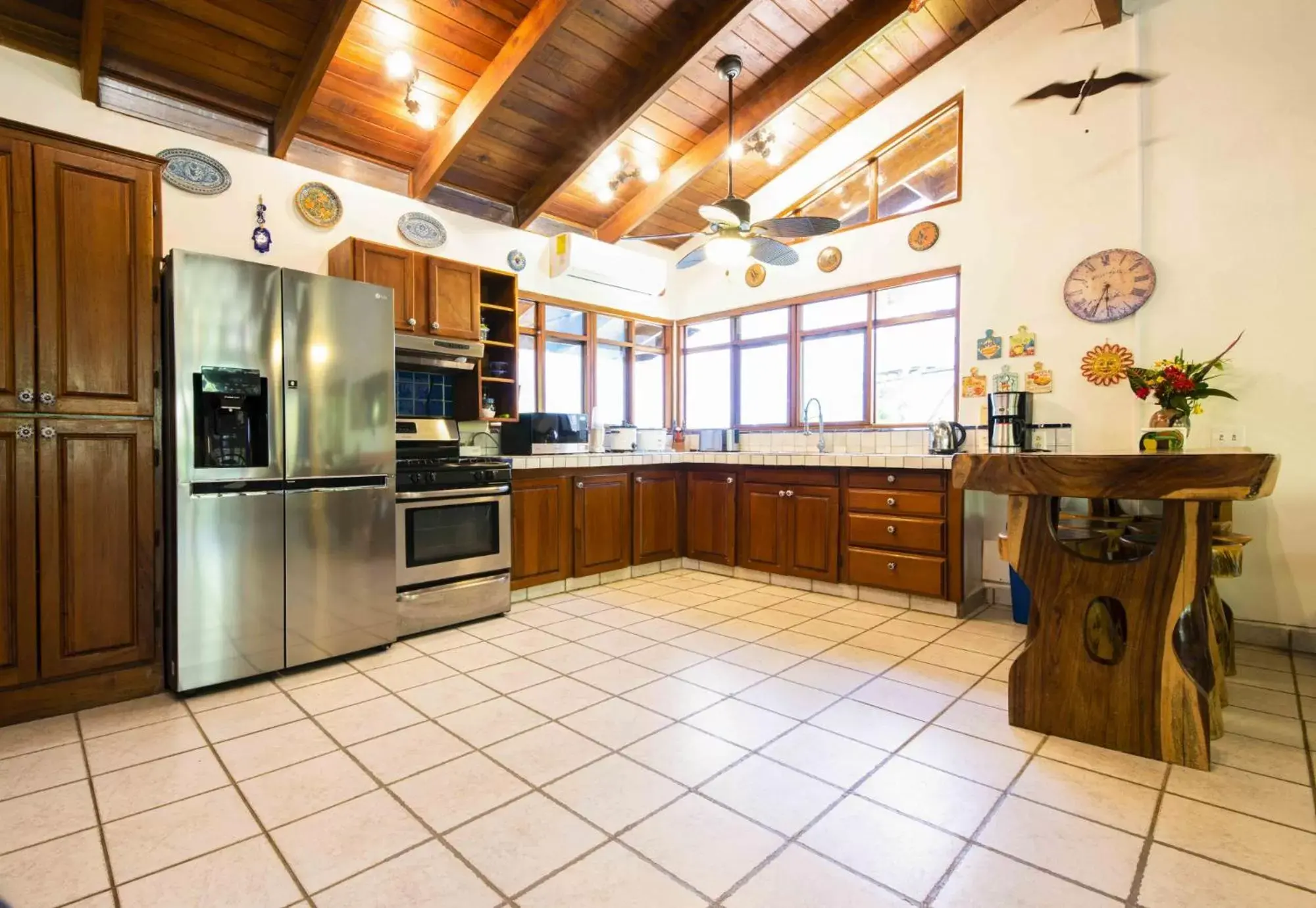 Kitchen/Kitchenette in Casa Sueca Hotel - At the Beach