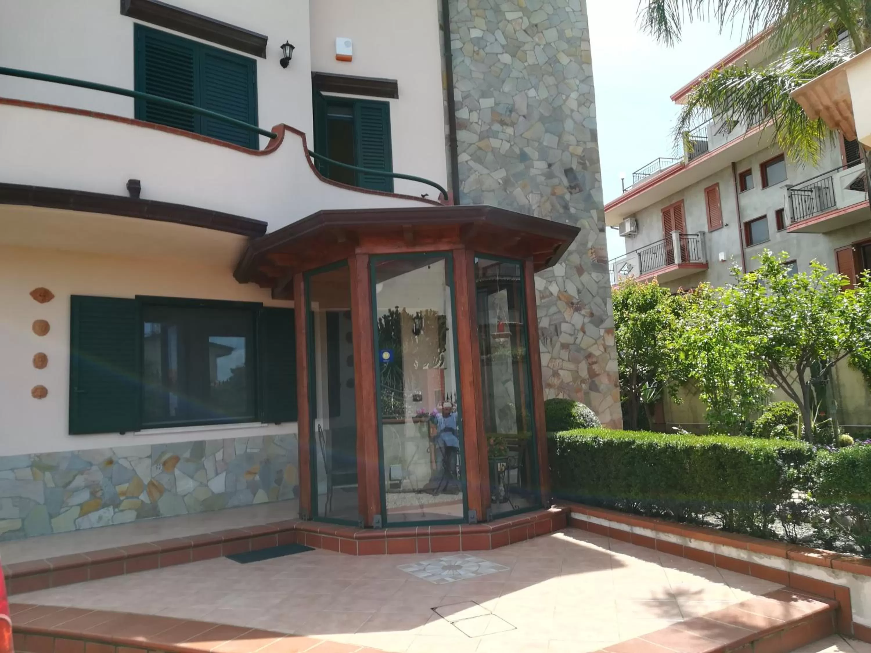 Facade/entrance in La Collina Capo d'Orlando