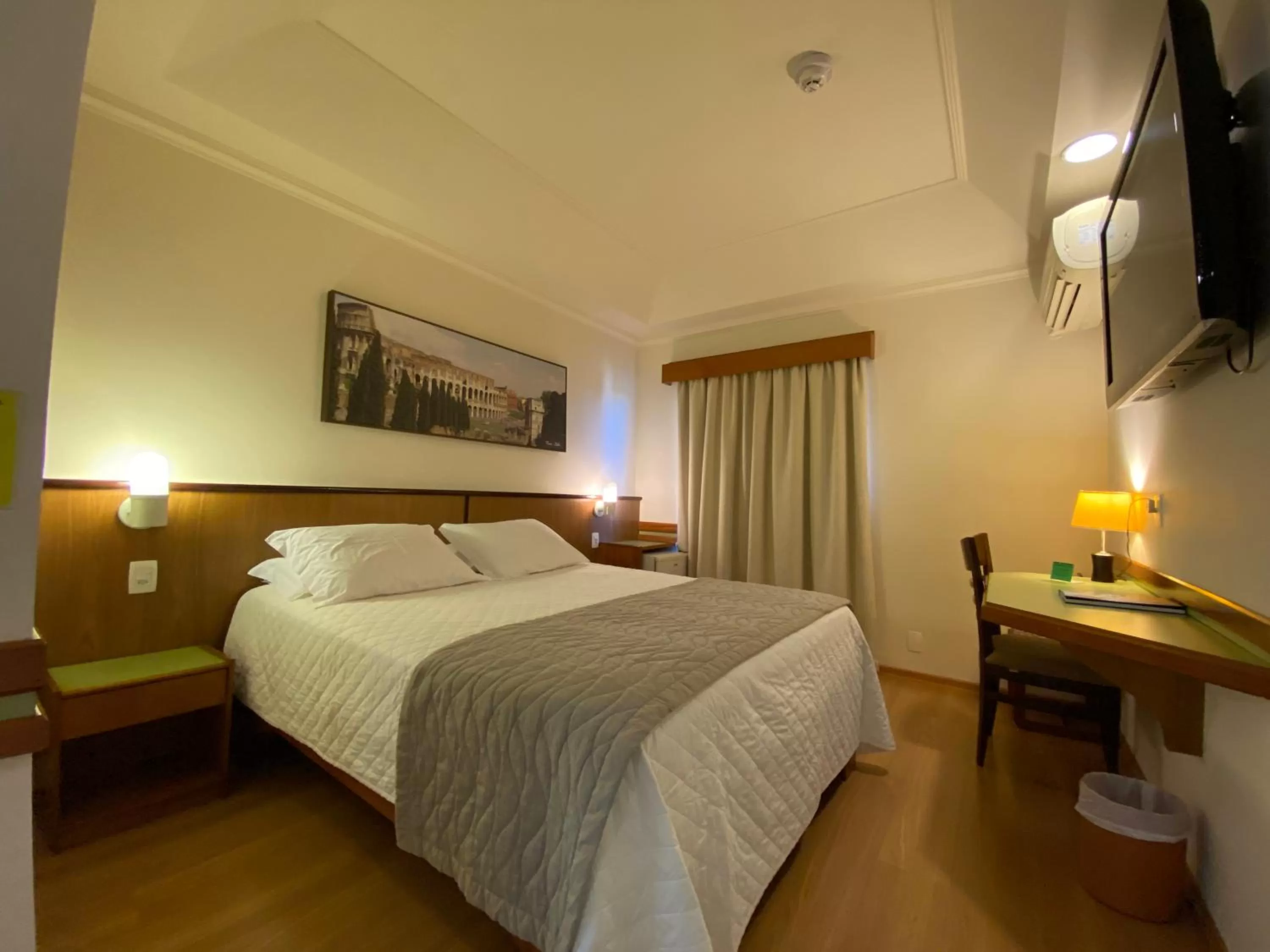 Bed in Hotel Bella Italia