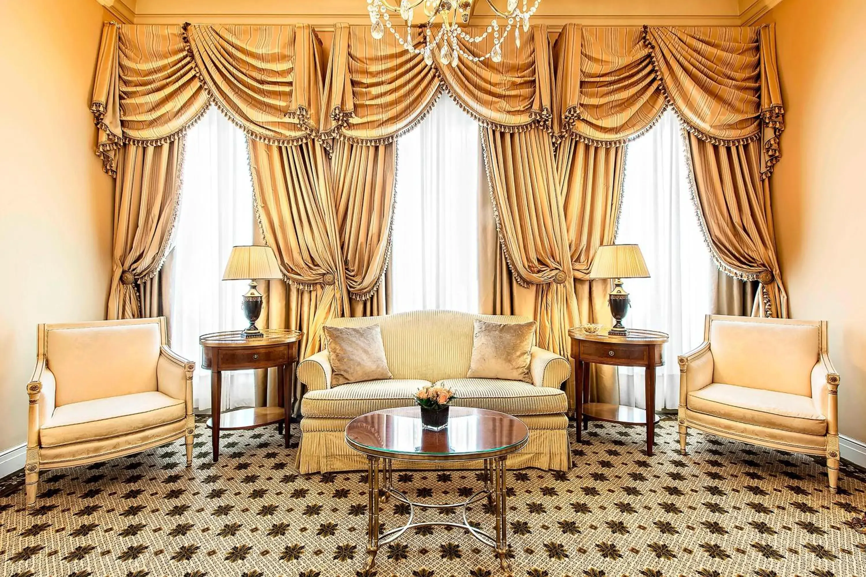 Living room, Seating Area in Hotel Grande Bretagne, a Luxury Collection Hotel, Athens