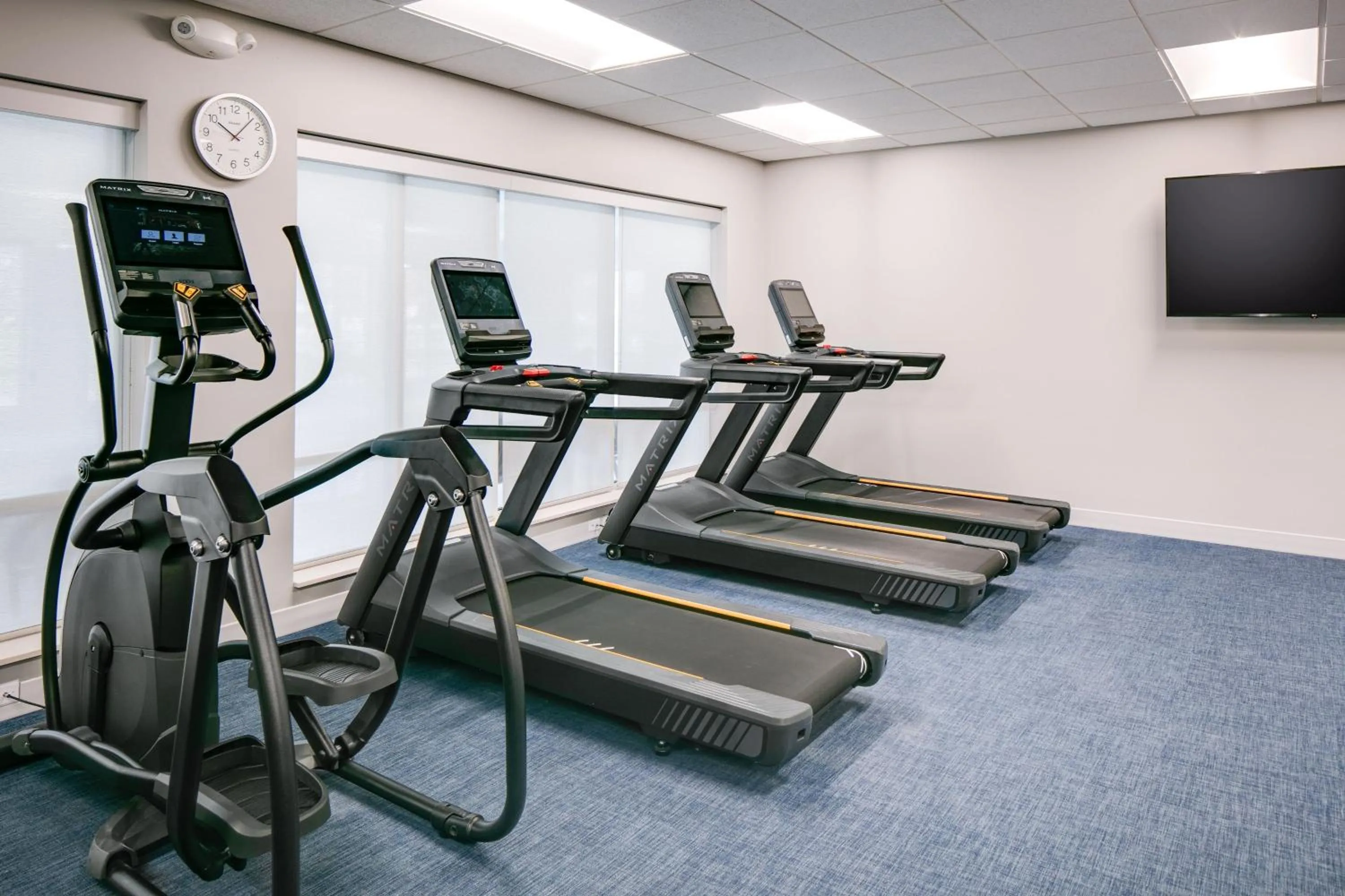 Fitness centre/facilities in TownePlace Suites by Marriott Oconomowoc