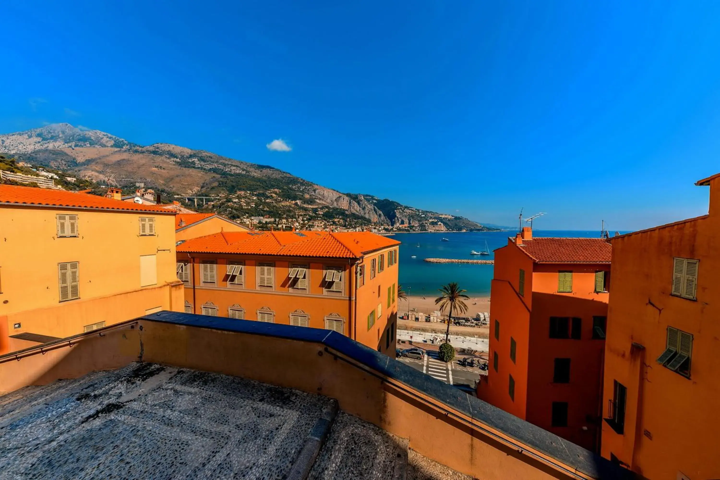 City view in ibis budget Menton Bord de Mer City view in ibis budget Menton Bord de Mer