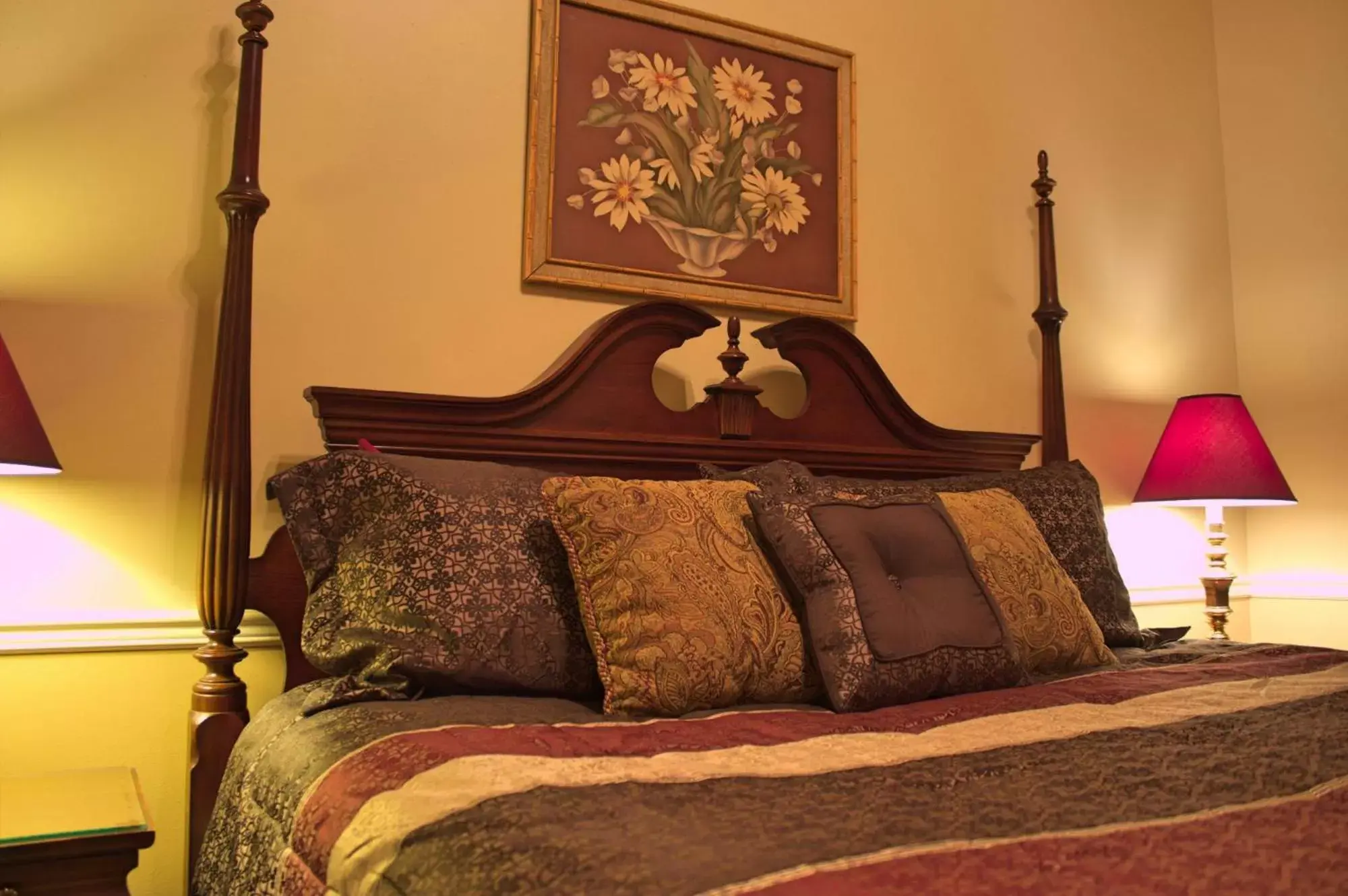 Bed in Black Bear Manor