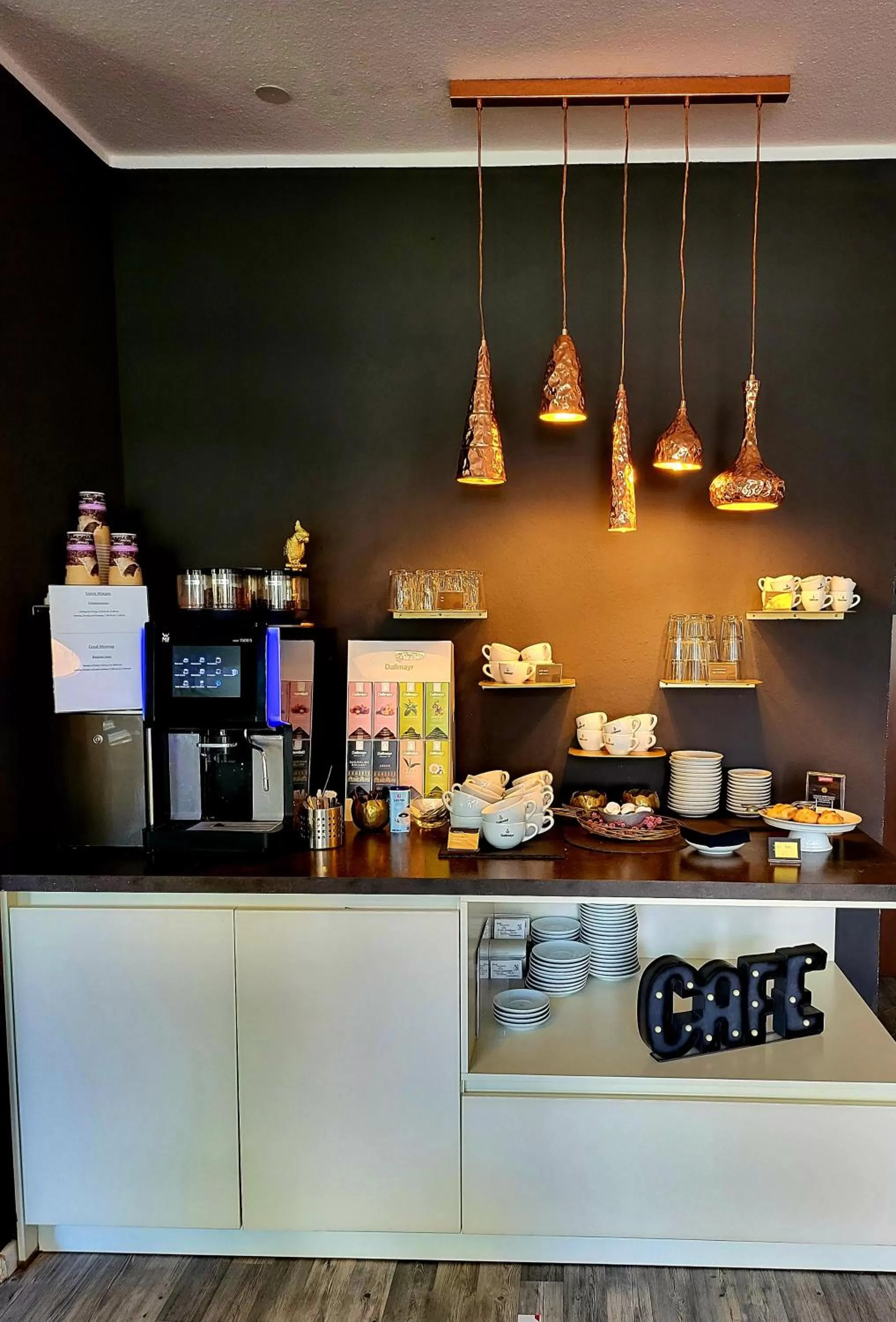 Breakfast in Arthotel ANA Gold