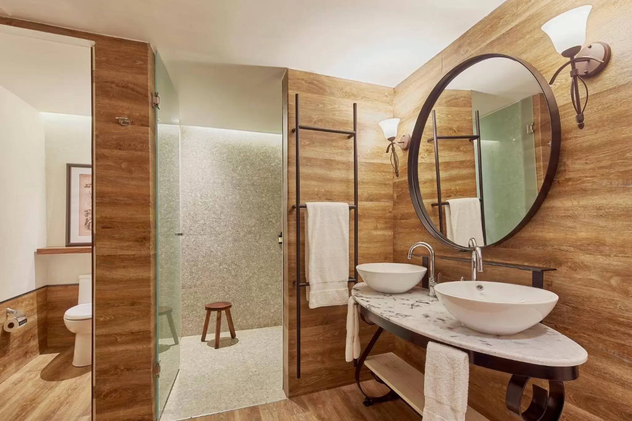 Photo of the whole room, Bathroom in Fiesta Americana Hacienda Galindo Resort & Spa