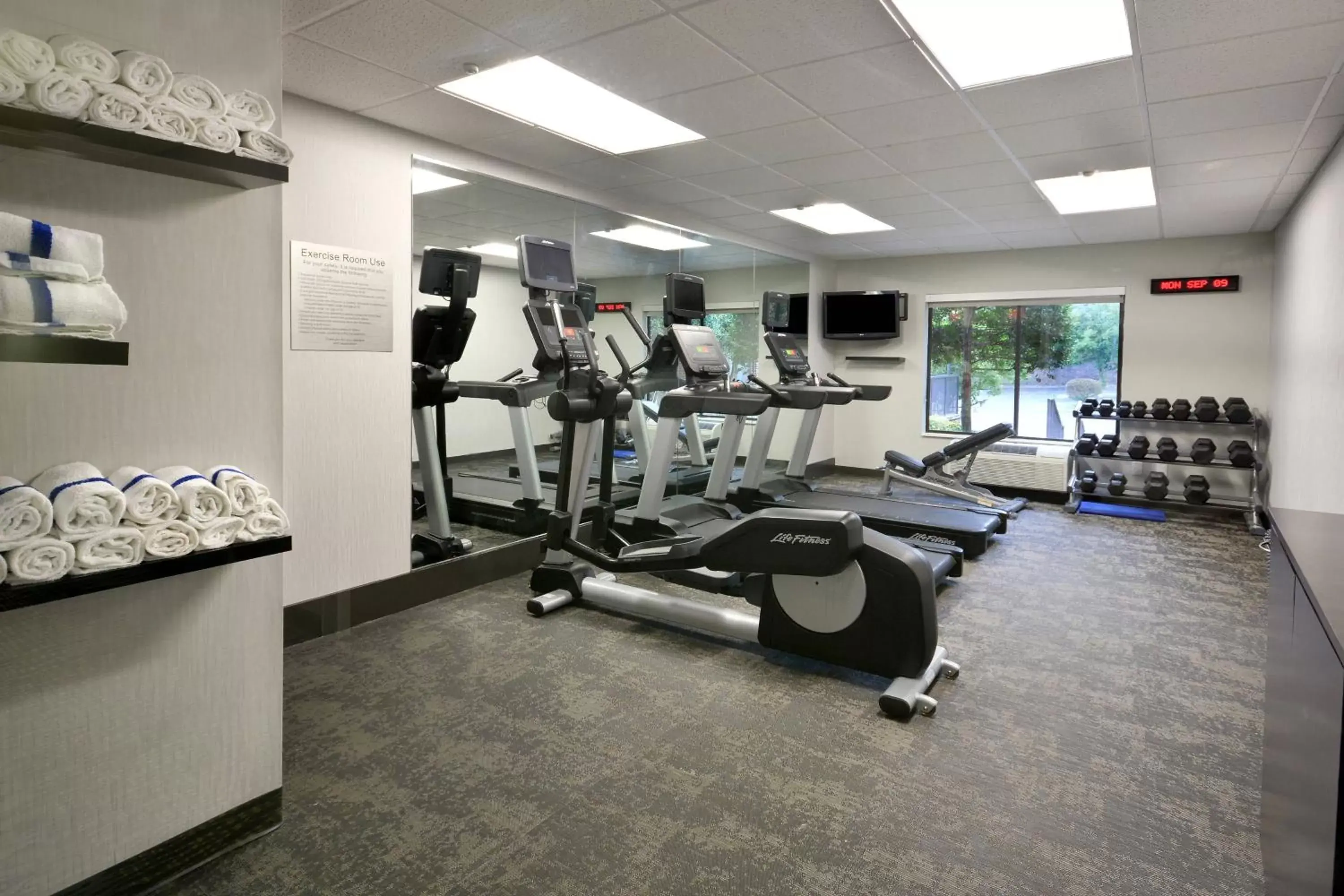 Fitness centre/facilities, Fitness Center/Facilities in Fairfield Inn & Suites by Marriott Charlottesville North
