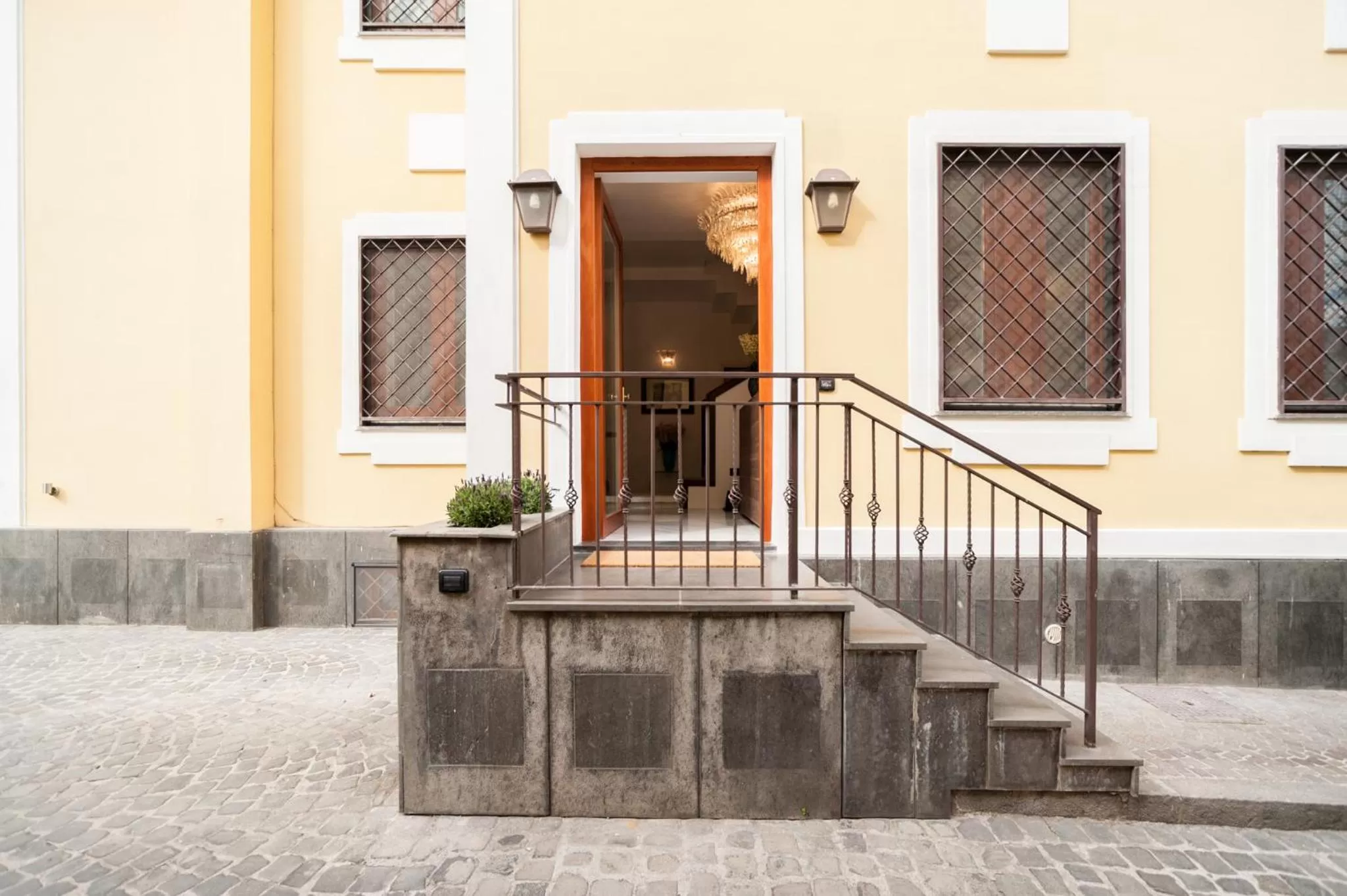 Other in Dream House Pompei