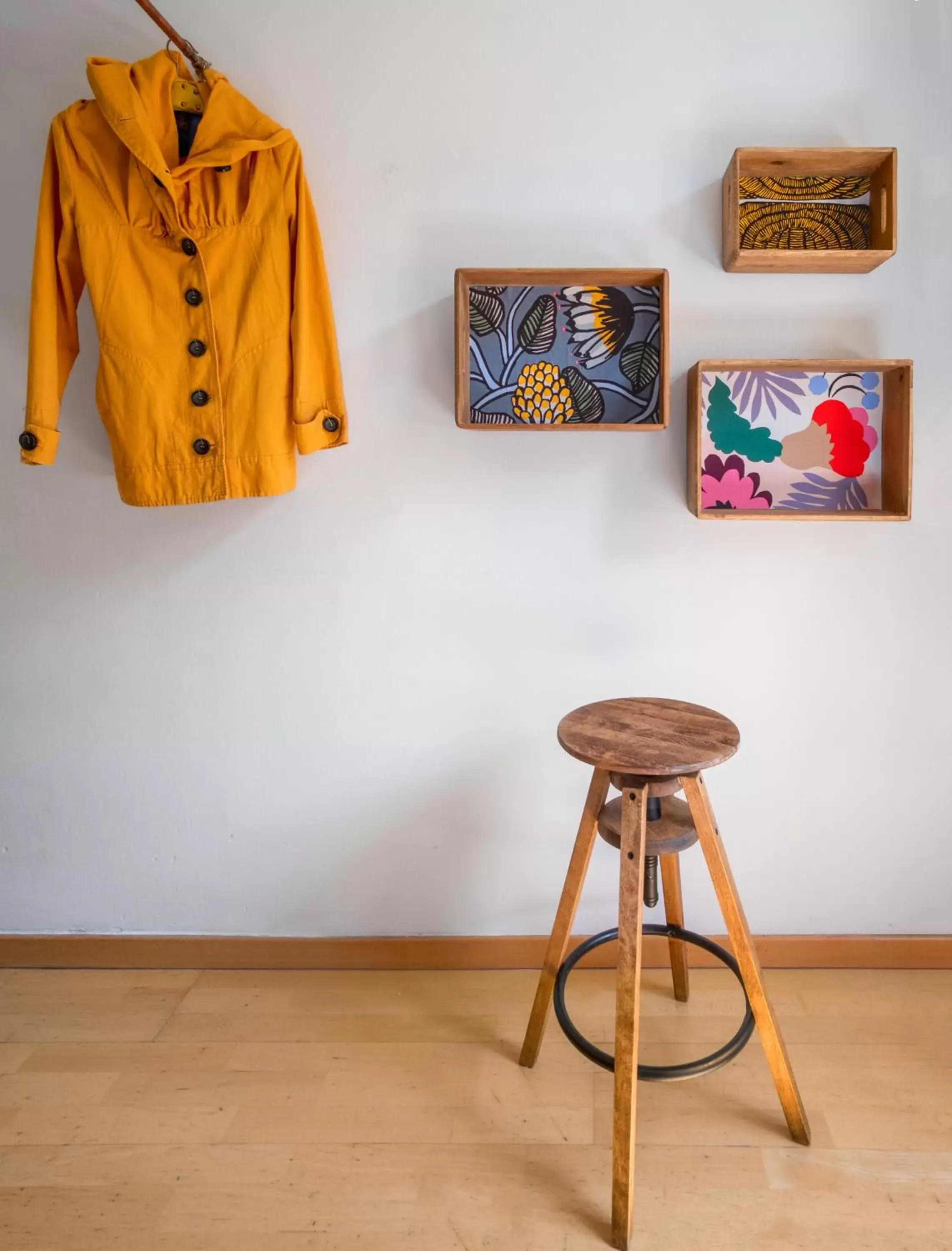 Photo of the whole room, TV/Entertainment Center in Vienna Hostel Ruthensteiner