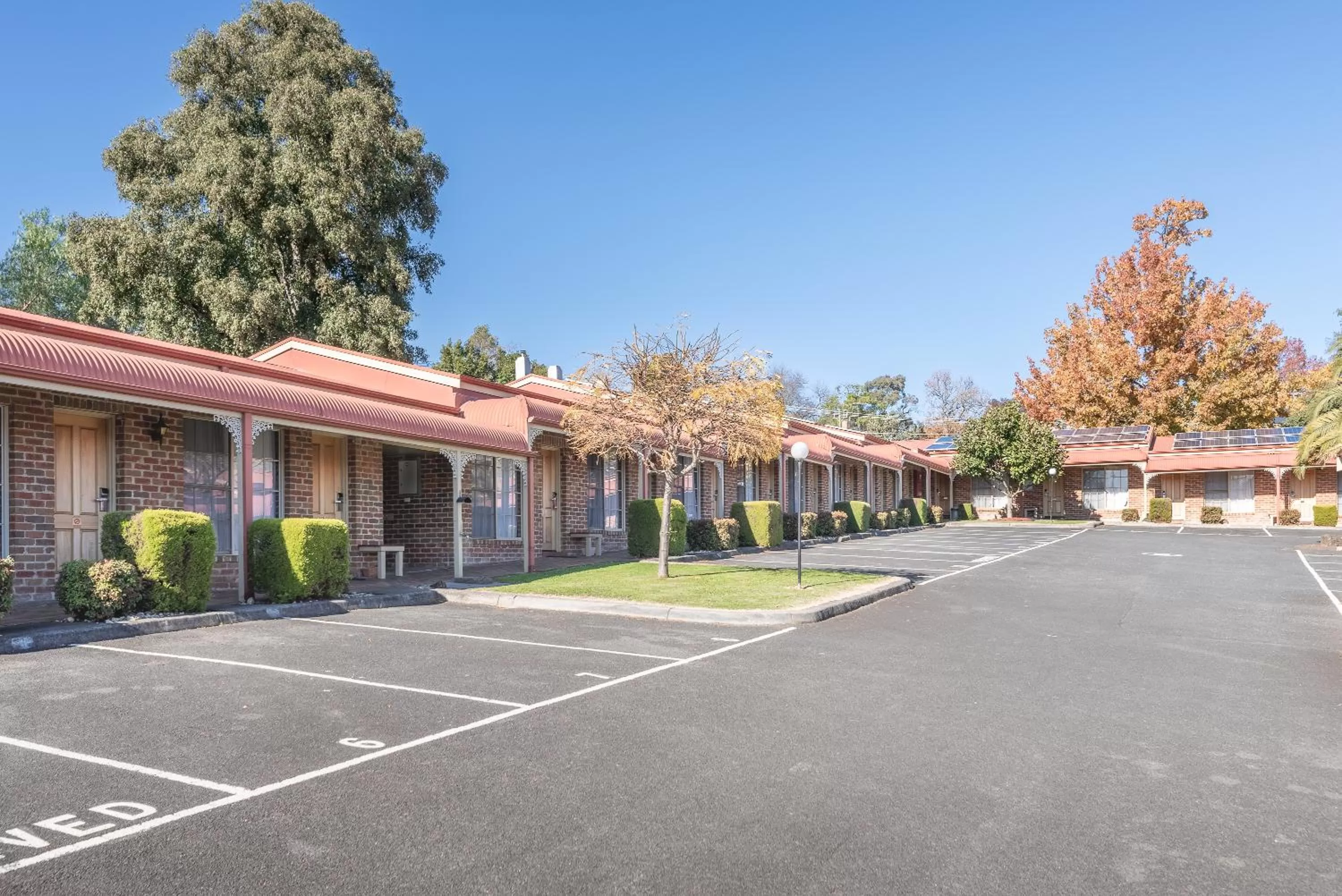 Property building in Yarra Valley Motel