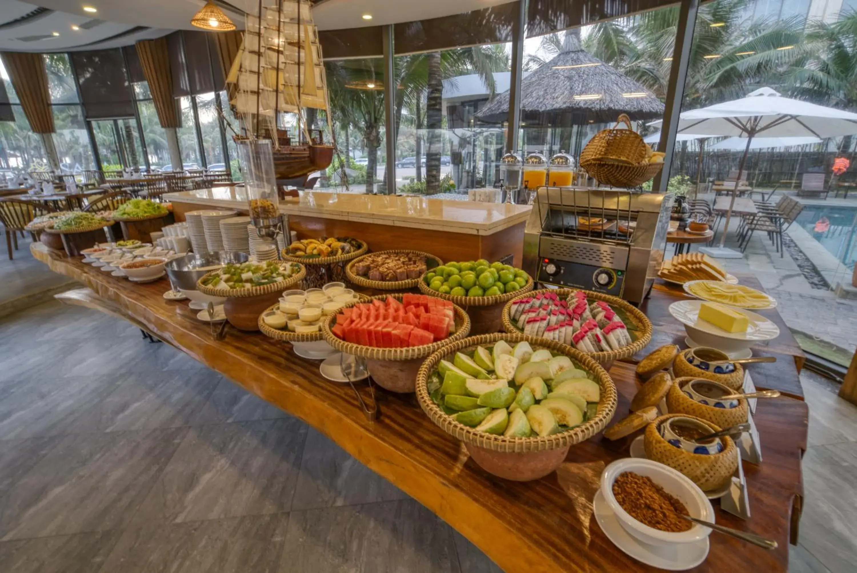 Restaurant/places to eat in Sala Tuy Hoa Beach Hotel Restaurant/places to eat in Sala Tuy Hoa Beach Hotel