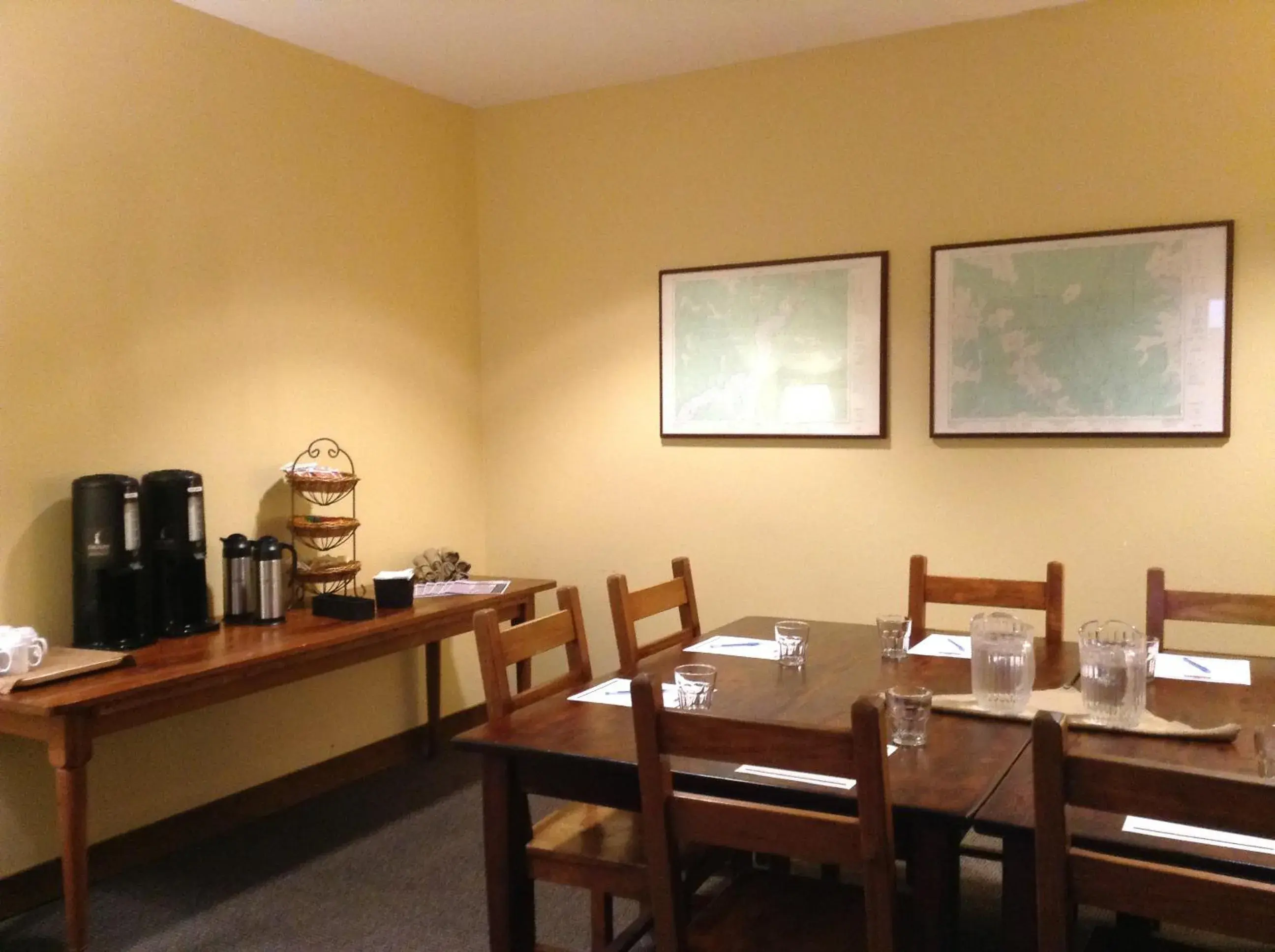 Meeting/conference room in Howe Sound Inn & Brewing Company