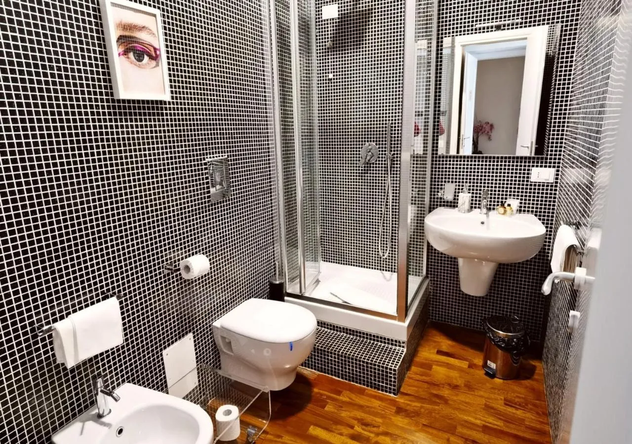 Shower in Artistic Charming House