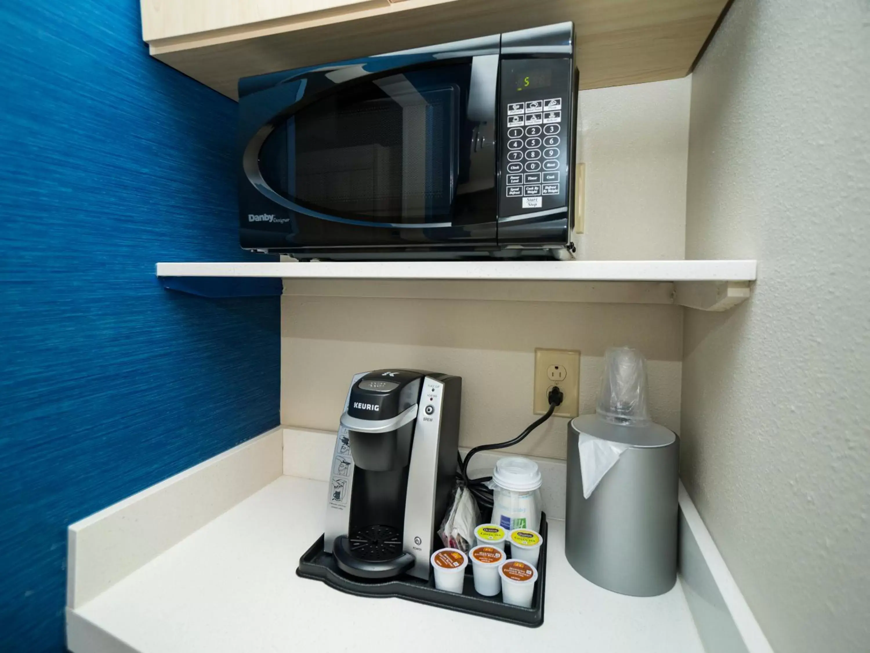 TV/Entertainment Center in Holiday Inn Express & Suites - Southaven Central - Memphis, an IHG Hotel