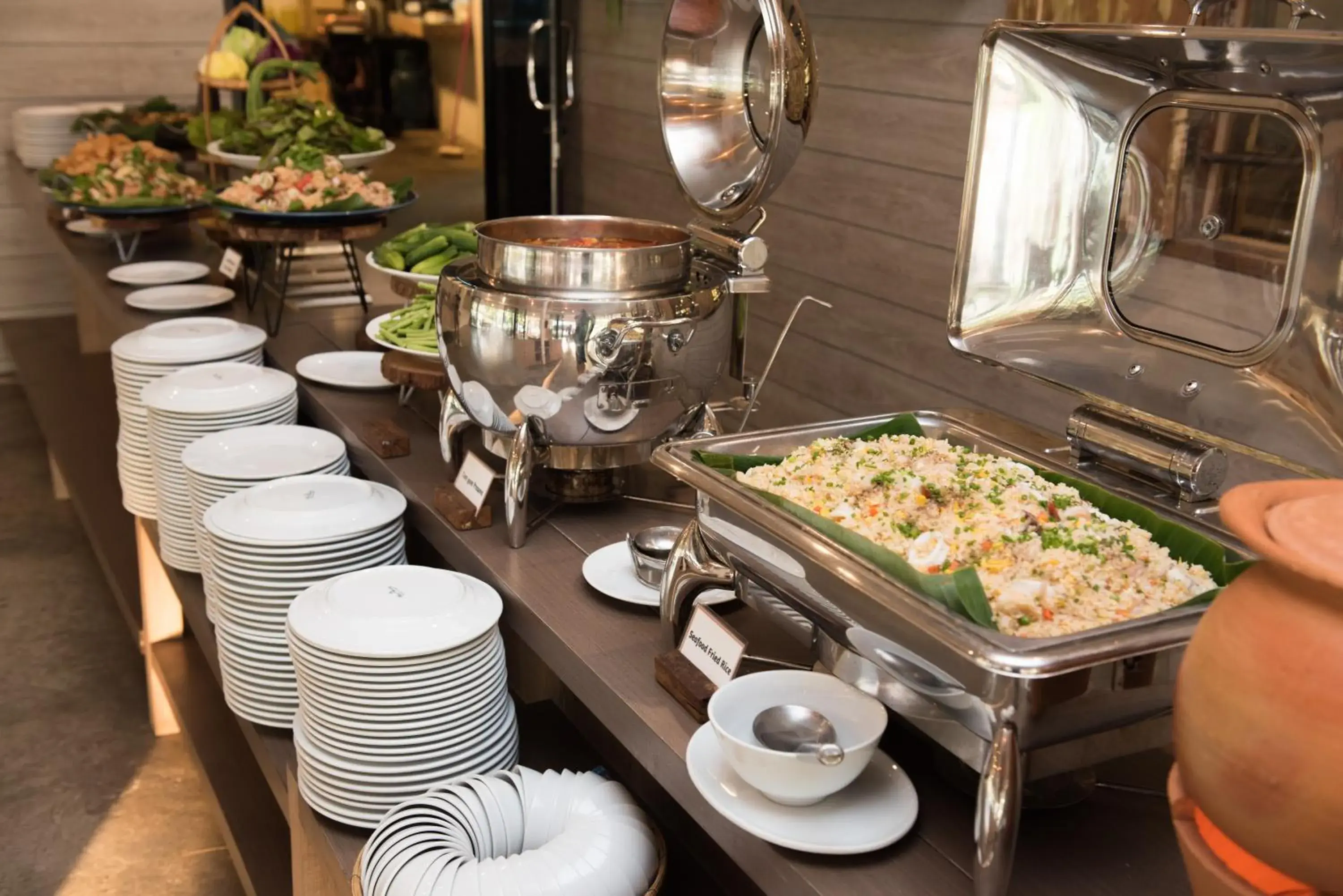 Food and drinks in Naina Resort & Spa - SHA Extra Plus Food and drinks in Naina Resort & Spa - SHA Extra Plus