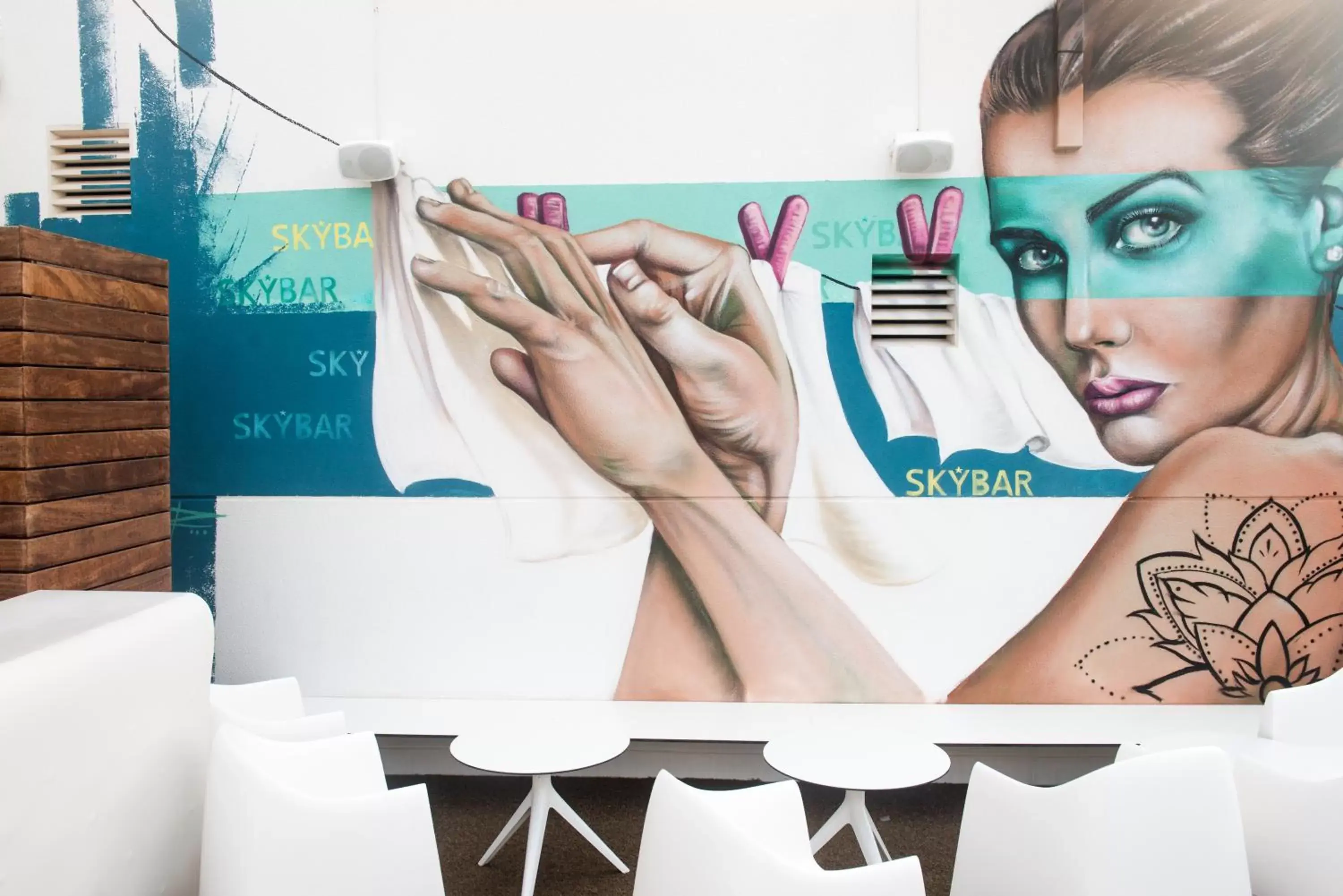 Facade/entrance in Hotel Meridional Facade/entrance in Hotel Meridional