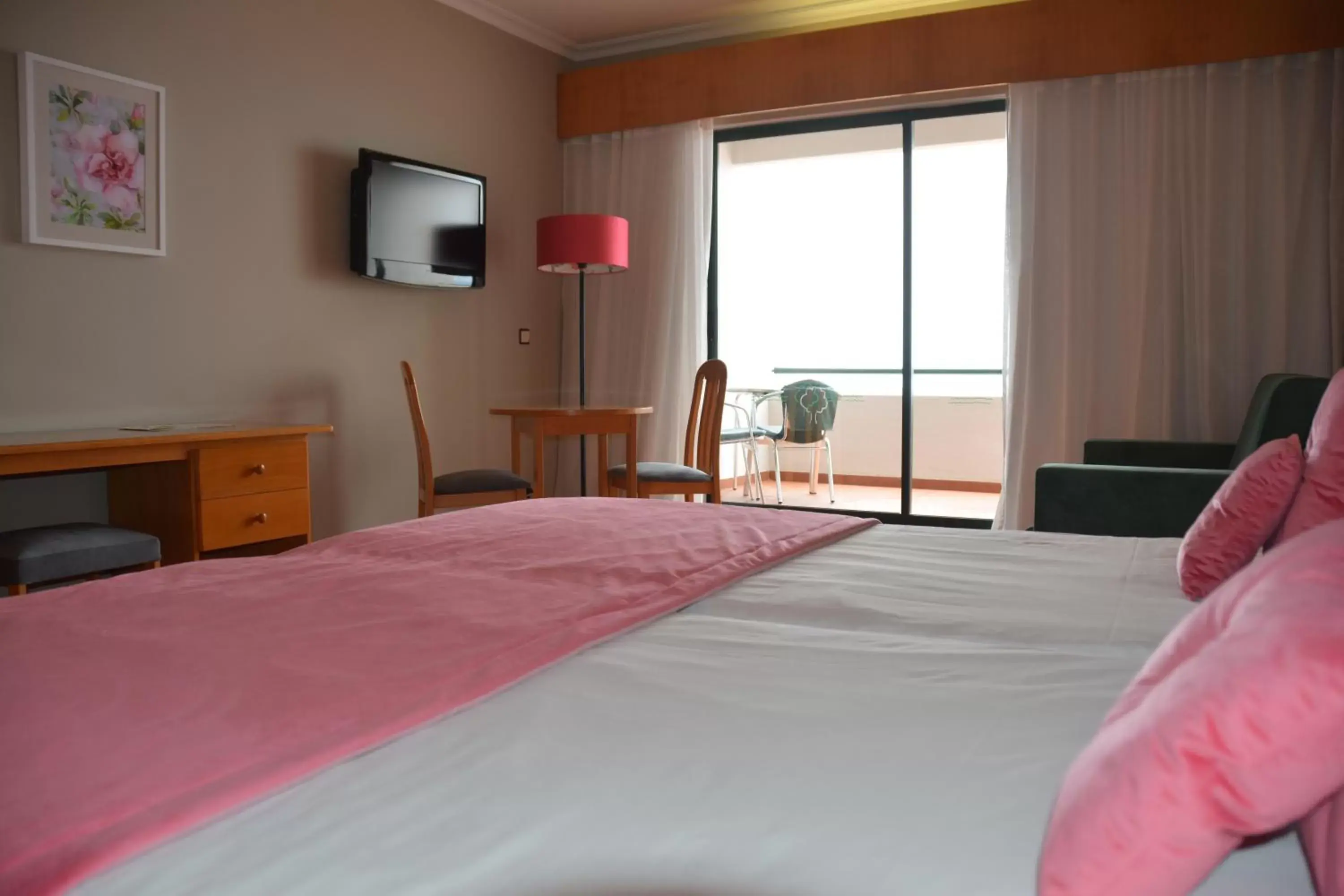 Bedroom, Bed in Hotel Jardim Atlantico