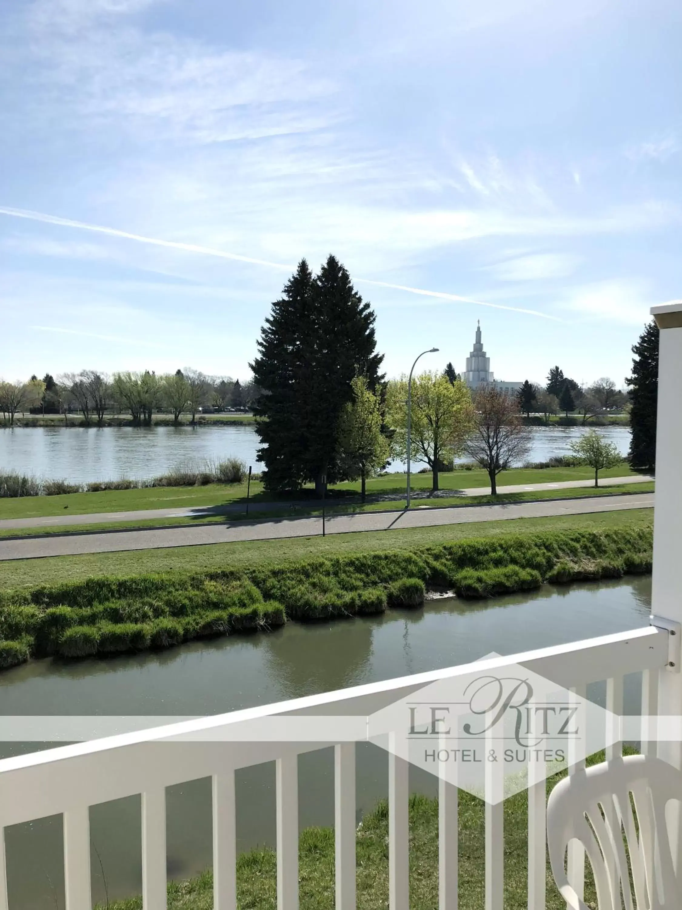 Balcony/Terrace in Le Ritz Hotel and Suites