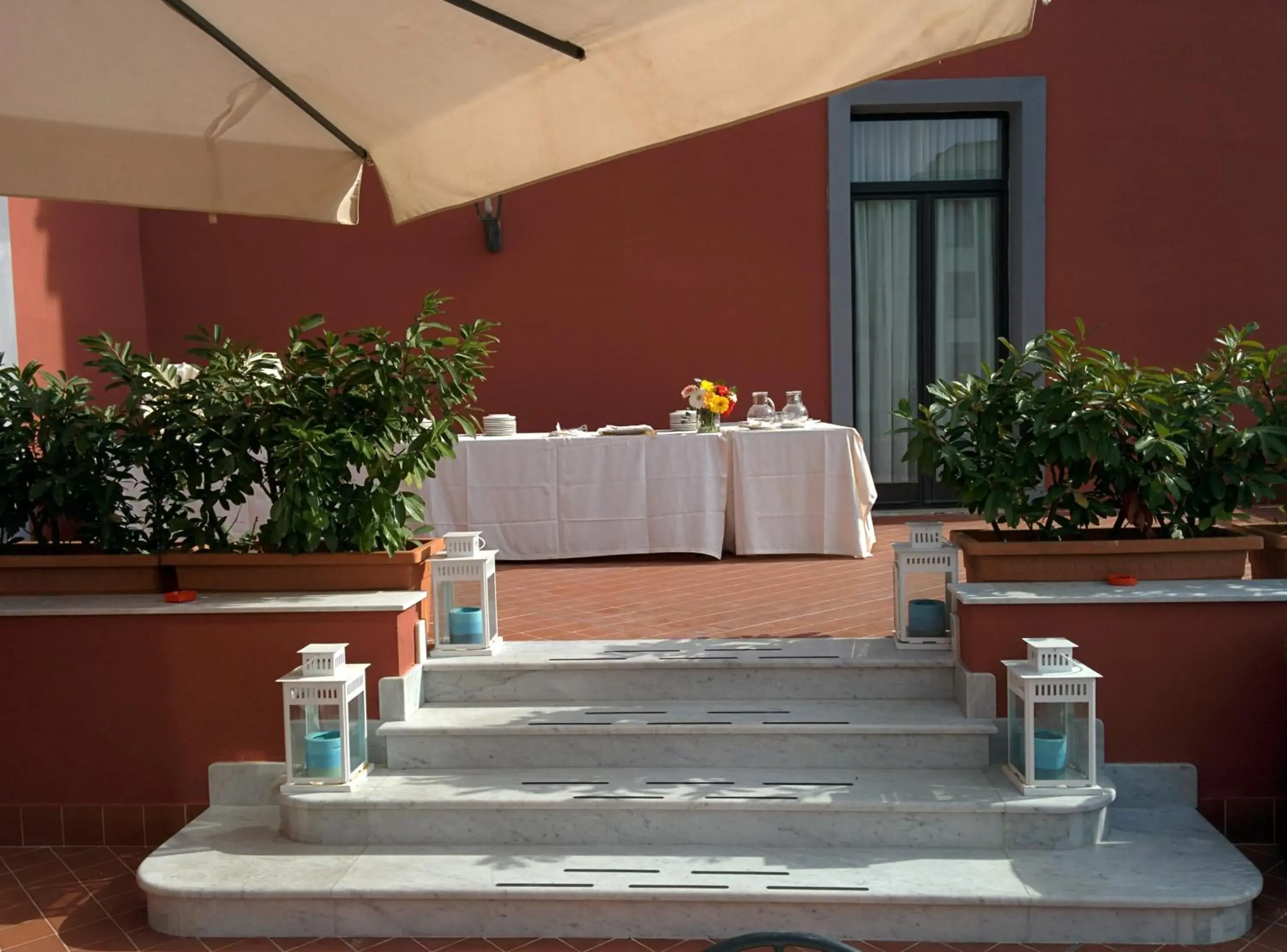 Balcony/Terrace, Banquet Facilities in Hotel Nuvò